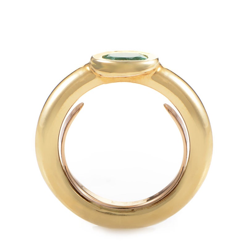 A classic design from a classic brand- the Chaumet 18K Yellow Gold Emerald Ring. The ring is made of 18K yellow gold and features a single bezel-set emerald main stone.
Ring Size: 4.0 (46 1/2)