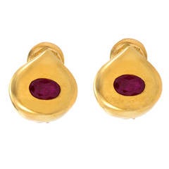Chaumet Ruby Yellow Gold Earrings