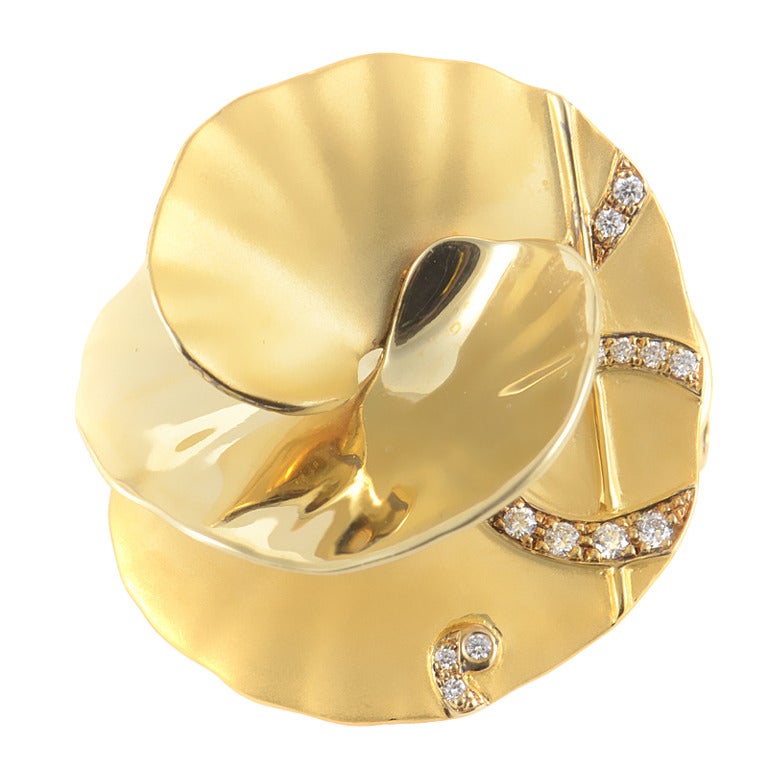 Carrera y Carrera Diamond Gold Flower Brooch