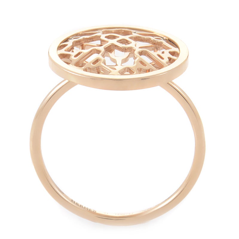 This expertly crafted ring from Hermès has a delicate design that shines with an ethereal beauty. The ring is made of solid 18K rose gold and boasts a motif with an openwork design.
Ring Size: 7.25 (54 5/8), 5.5 (50 1/4), 5.75 (50 7/8)
Retail