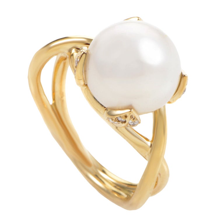 Tiffany & Co. Pearl Diamond Yellow Gold Ring