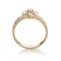 Van Cleef & Arpels, bague Fleurette en or et diamants