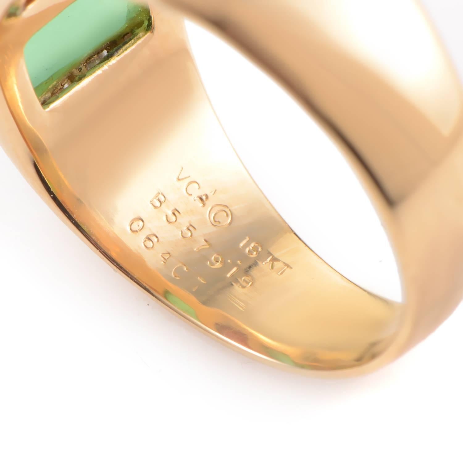 Women's Van Cleef & Arpels Diamond Coral and Chrysoprase Gold Ring