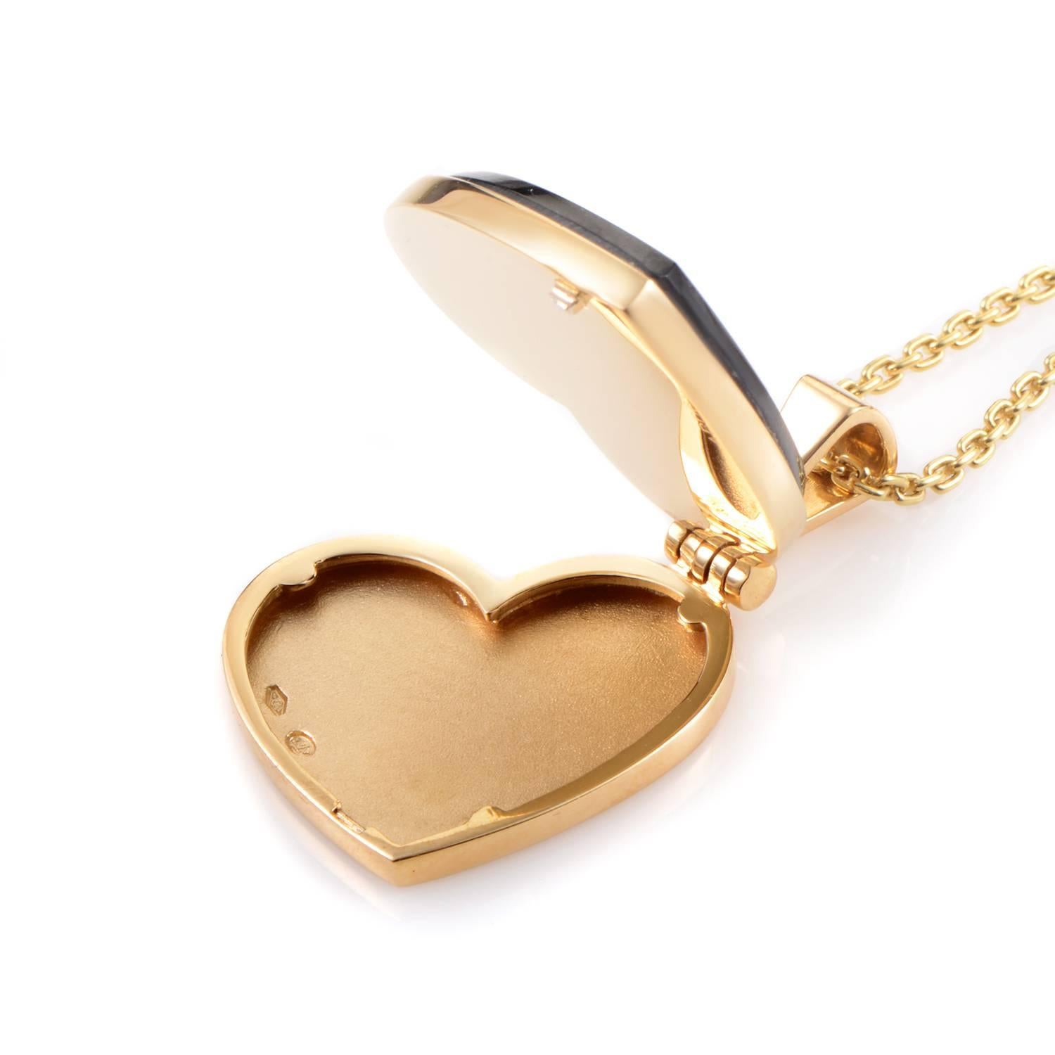 garnet heart necklace gold