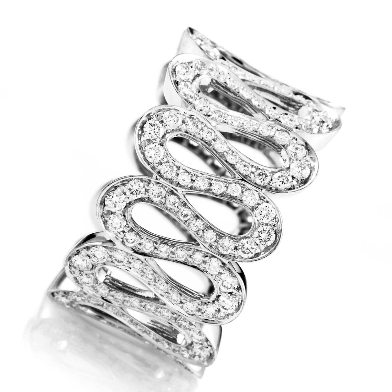 Women's Boucheron Diamond White Gold Wavy Band Ring