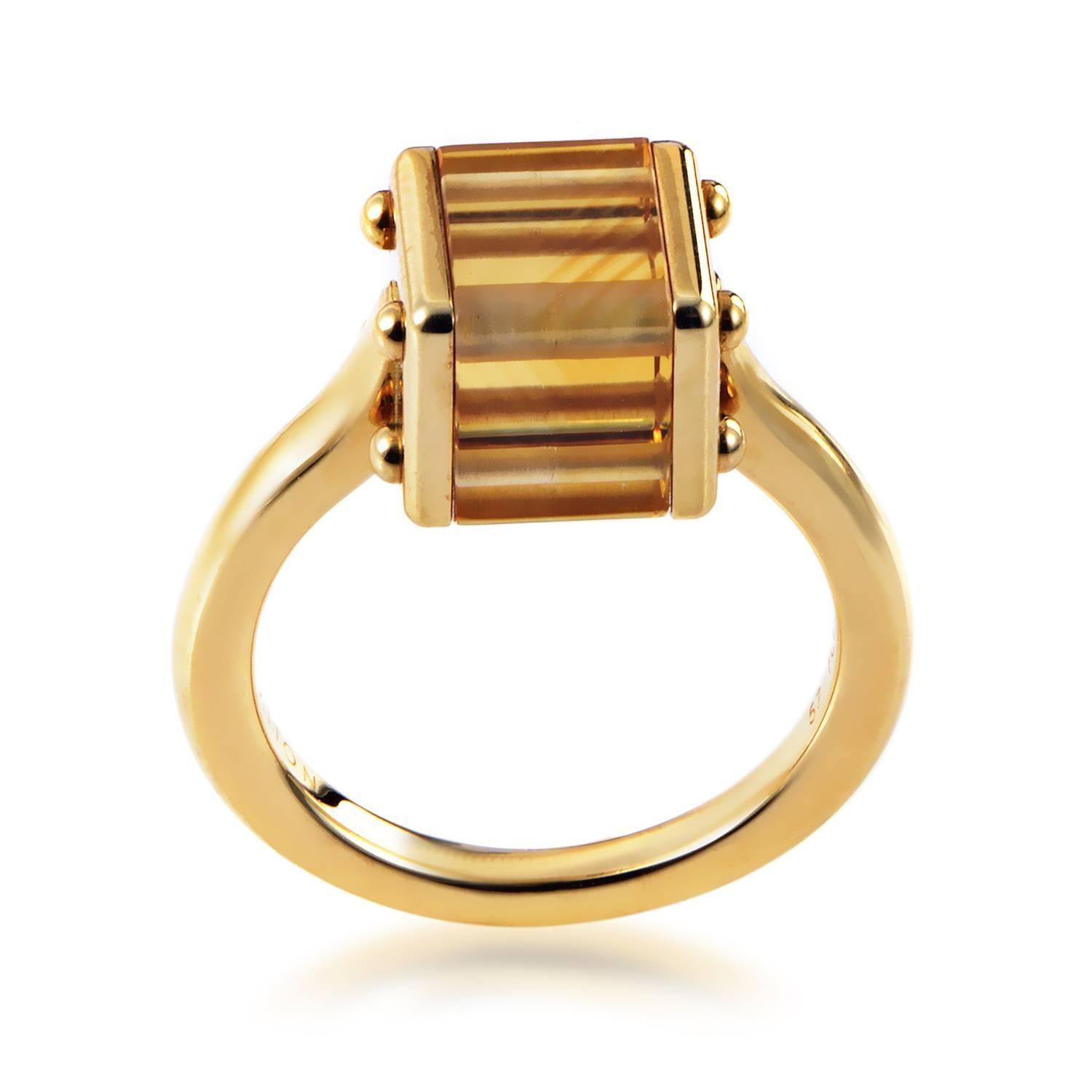 Boasting the compelling citrine stone of delightful translucence and warm captivating depth in a neat rectangular shape, this astonishing ring from Louis Vuitton is made of wonderful 18K yellow gold for a harmonious overall tone.
Ring Size: 9.0