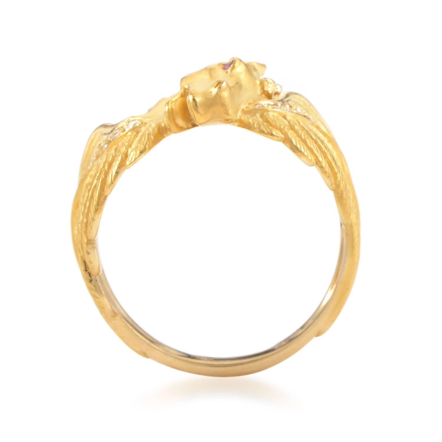 Once again using the majestic and wild beauty of animals as an inspiration for an exceptional design, Carrera y Carrera present this fantastic 18K yellow gold ring with a motif of horse's head upon a wing-like shape, embellished with 0.25ct of
