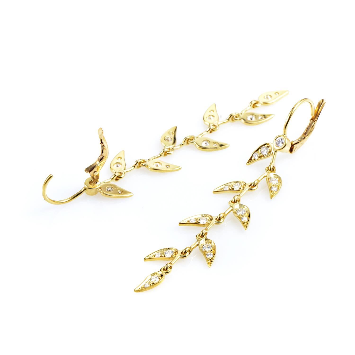 Inspired by the pure beauty of nature and given a touch of classic luxury by the G-color diamonds of VS1 clarity weighing in total approximately 0.85ct, these graceful earrings from Penny Preville hang like 18K yellow gold vines of tender shape and