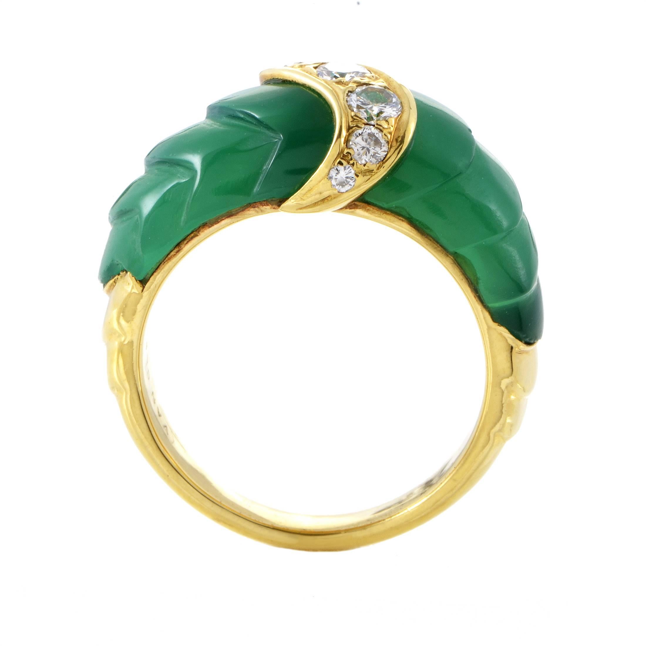 The appealing and slightly offbeat shape of the pleasant chrysoprase stone is perfectly matched by the enchanting 18K yellow gold in this gorgeous ring from Van Cleef & Arpels that also boasts 0.28ct of scintillating diamonds for a touch of