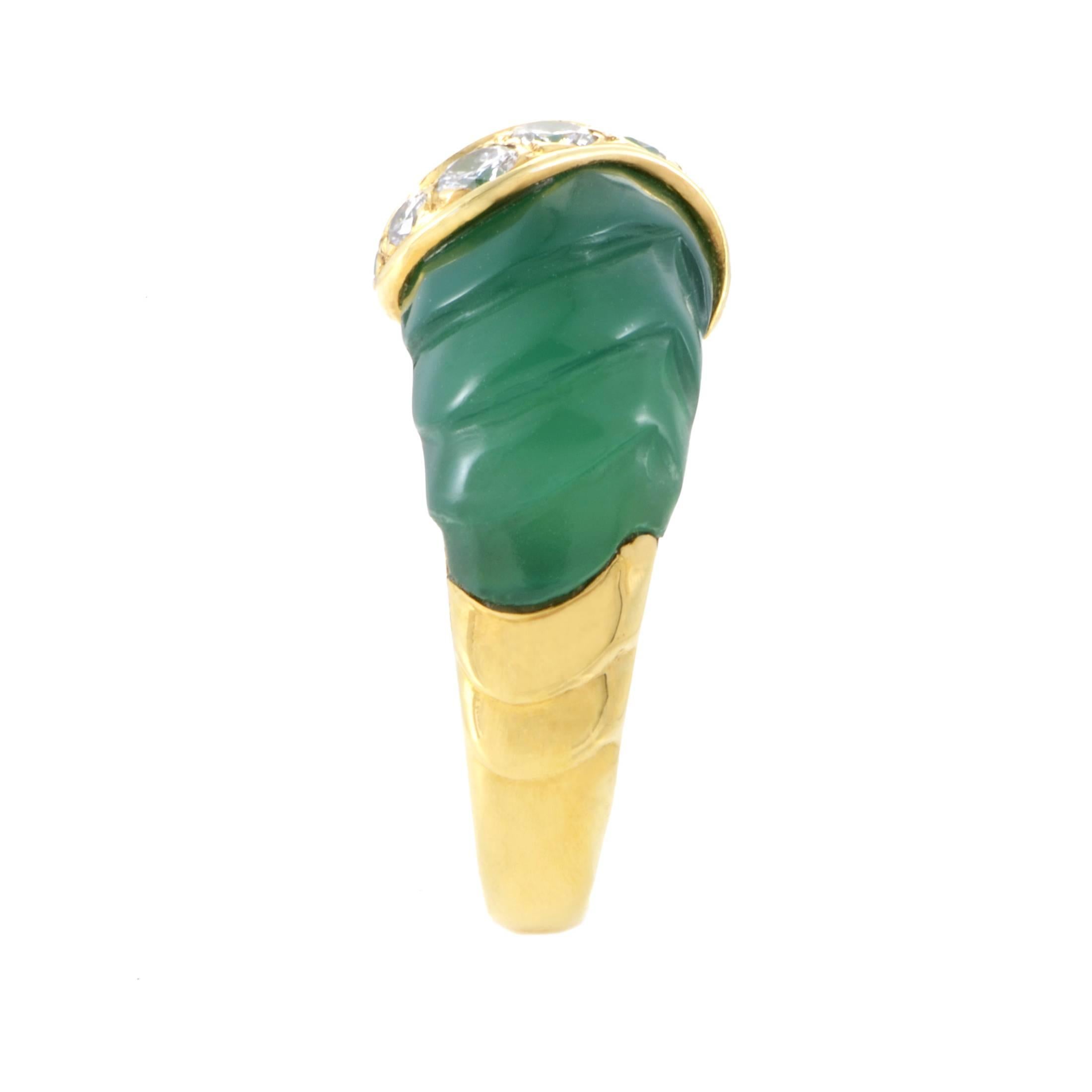 Van Cleef & Arpels Chrysoprase Diamond Gold Band Ring In Excellent Condition In Southampton, PA