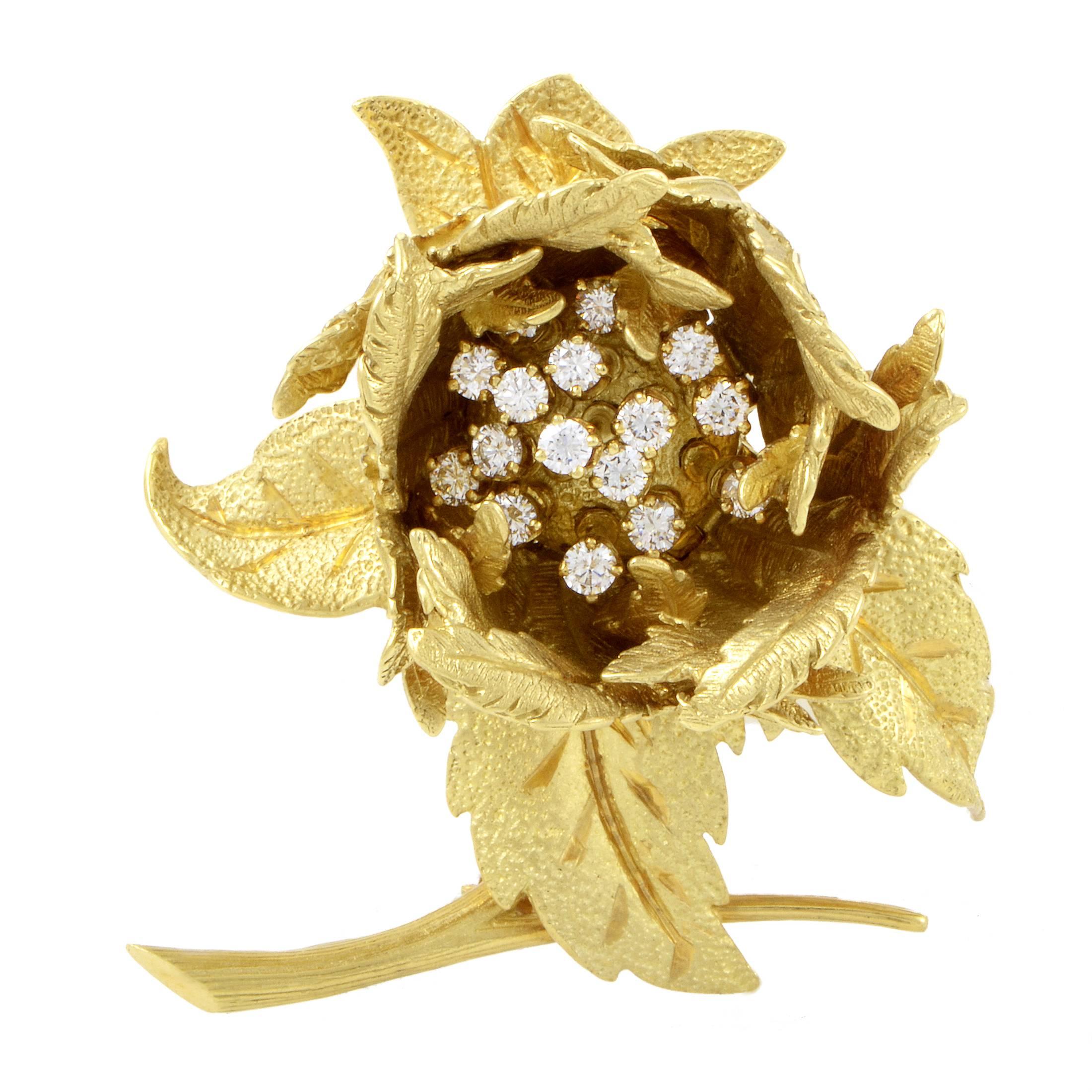 Applying an intriguingly rough finish to realistically depict a gorgeous motif, Hammerman Brothers present this extraordinary brooch made of brilliantly shaped 18K yellow gold and embellished with fascinating G-color diamonds of VS clarity weighing