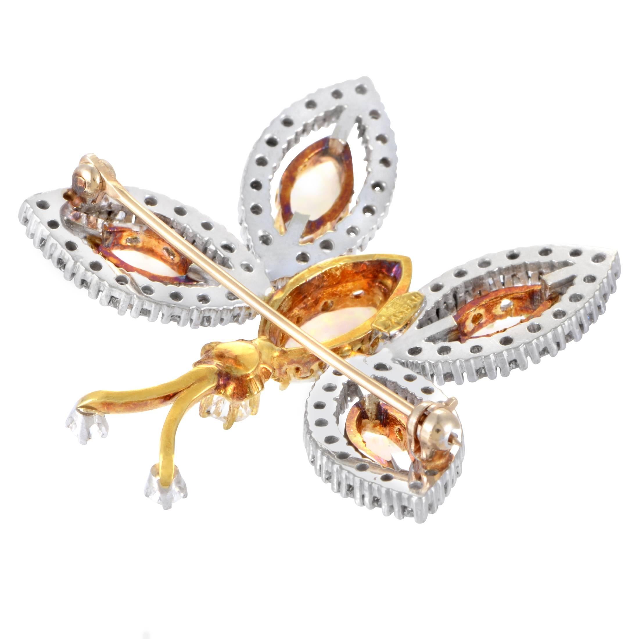 This dainty design from Casbah is adorable and sweet. The brooch is made of 18K white and yellow gold and is paved with 2.40ct of diamonds. Lastly, the butterfly's body and wings are made of a luxurious white opal stones.