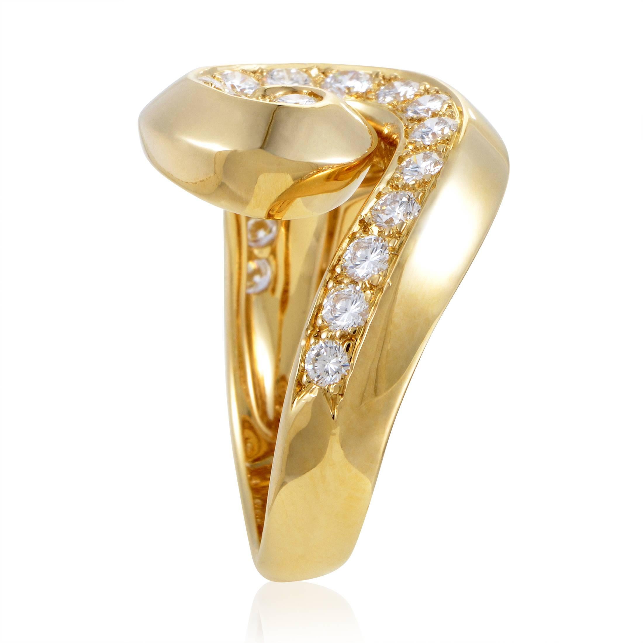 Van Cleef & Arpels Diamond Breeze Yellow Gold Ring In Excellent Condition In Southampton, PA