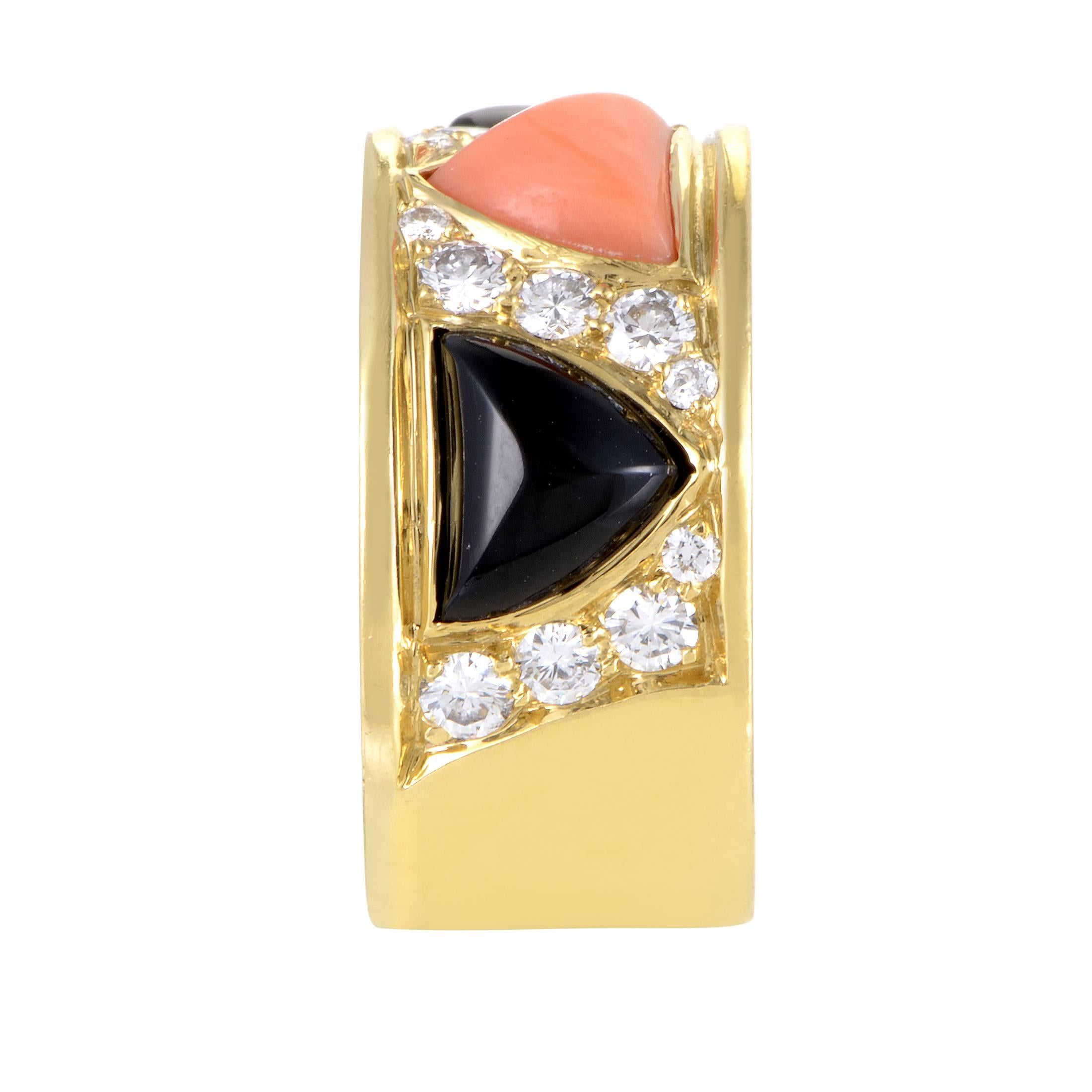 Bulgari Yellow Gold Diamond Pave Onyx and Coral Band Ring In Excellent Condition In Southampton, PA