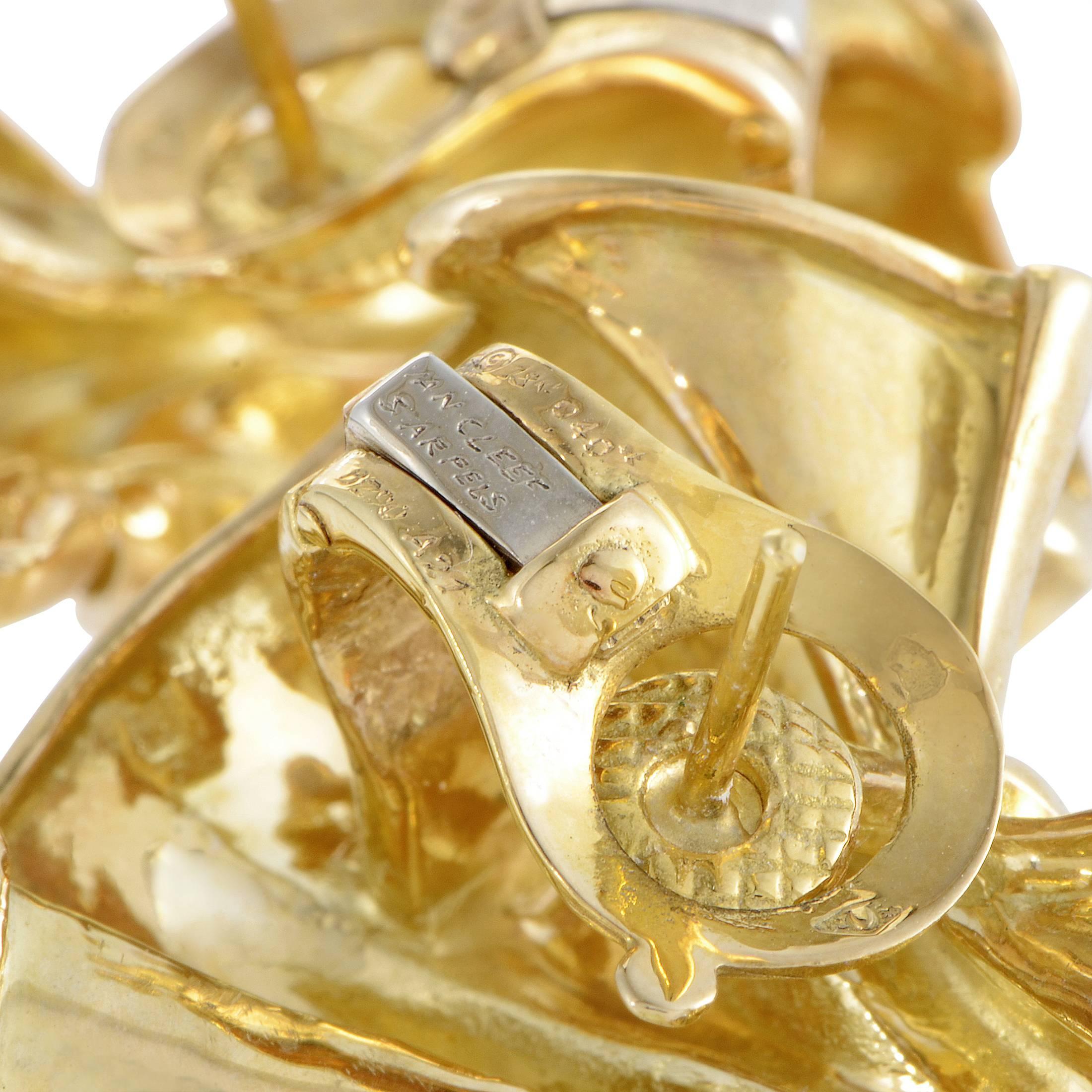 Women's Van Cleef & Arpels Yellow Gold Diamond Bow Earrings