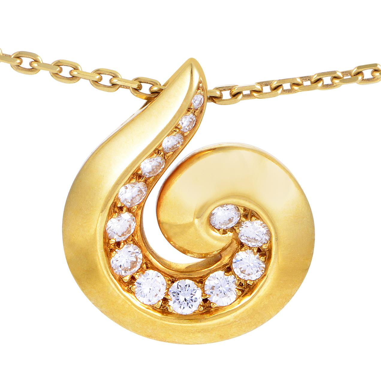 Women's Van Cleef & Arpels Yellow Gold Diamond Breeze Pendant Necklace