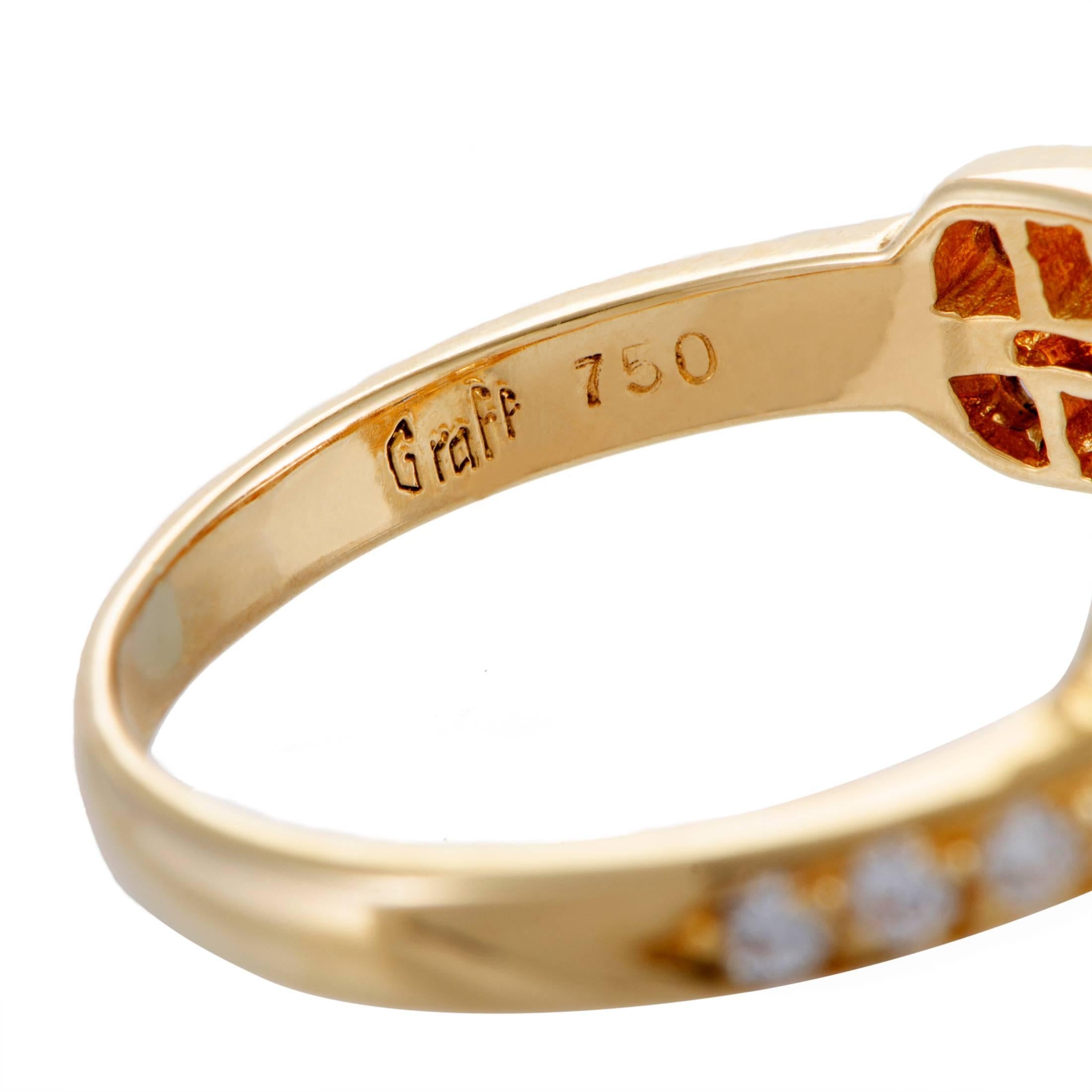 Women's Graff Diamonds Diamond Sapphire Pave Diamond  18K Yellow Gold Ring