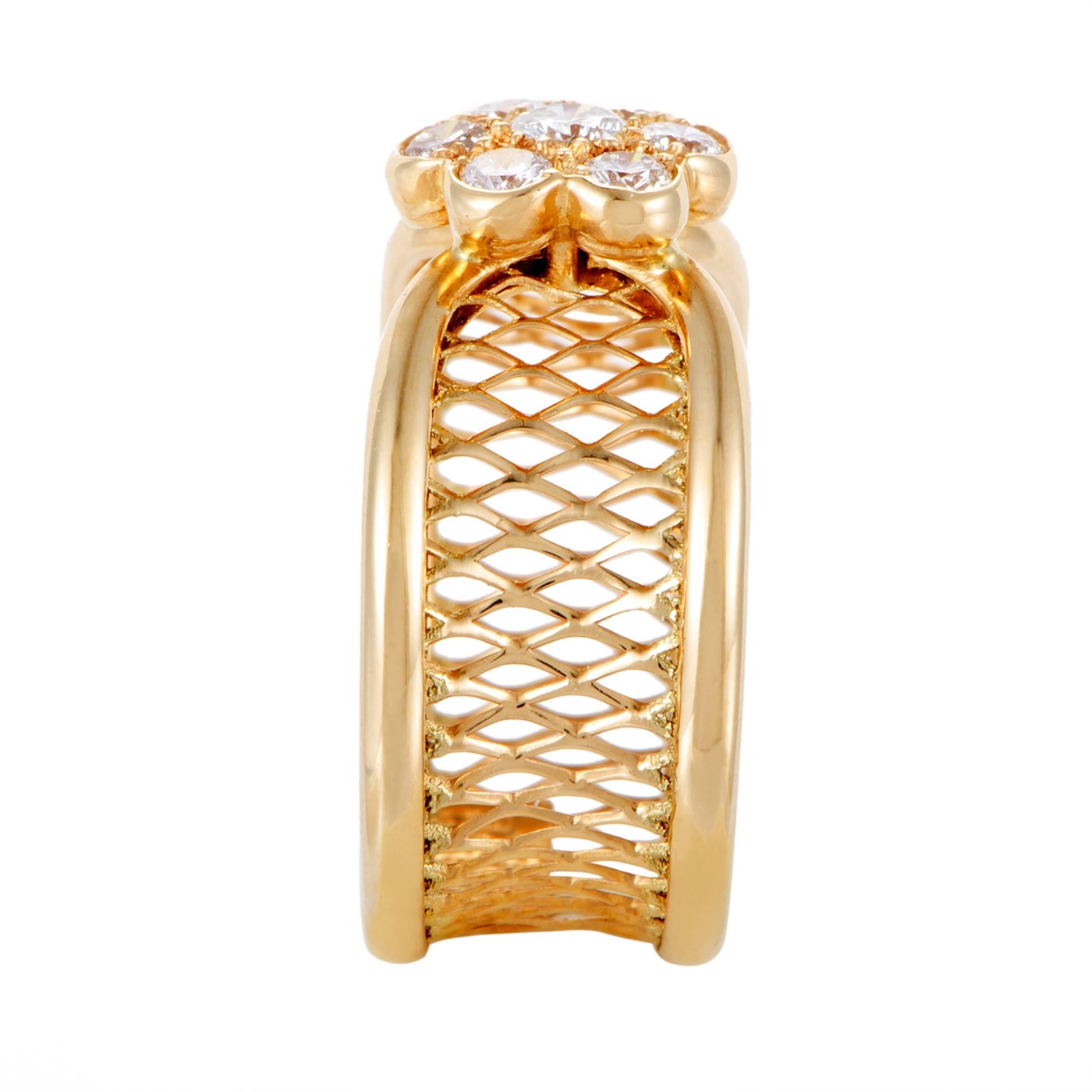 Van Cleef & Arpels Fleurette Diamond Gold Basket Weave Ring In Excellent Condition In Southampton, PA
