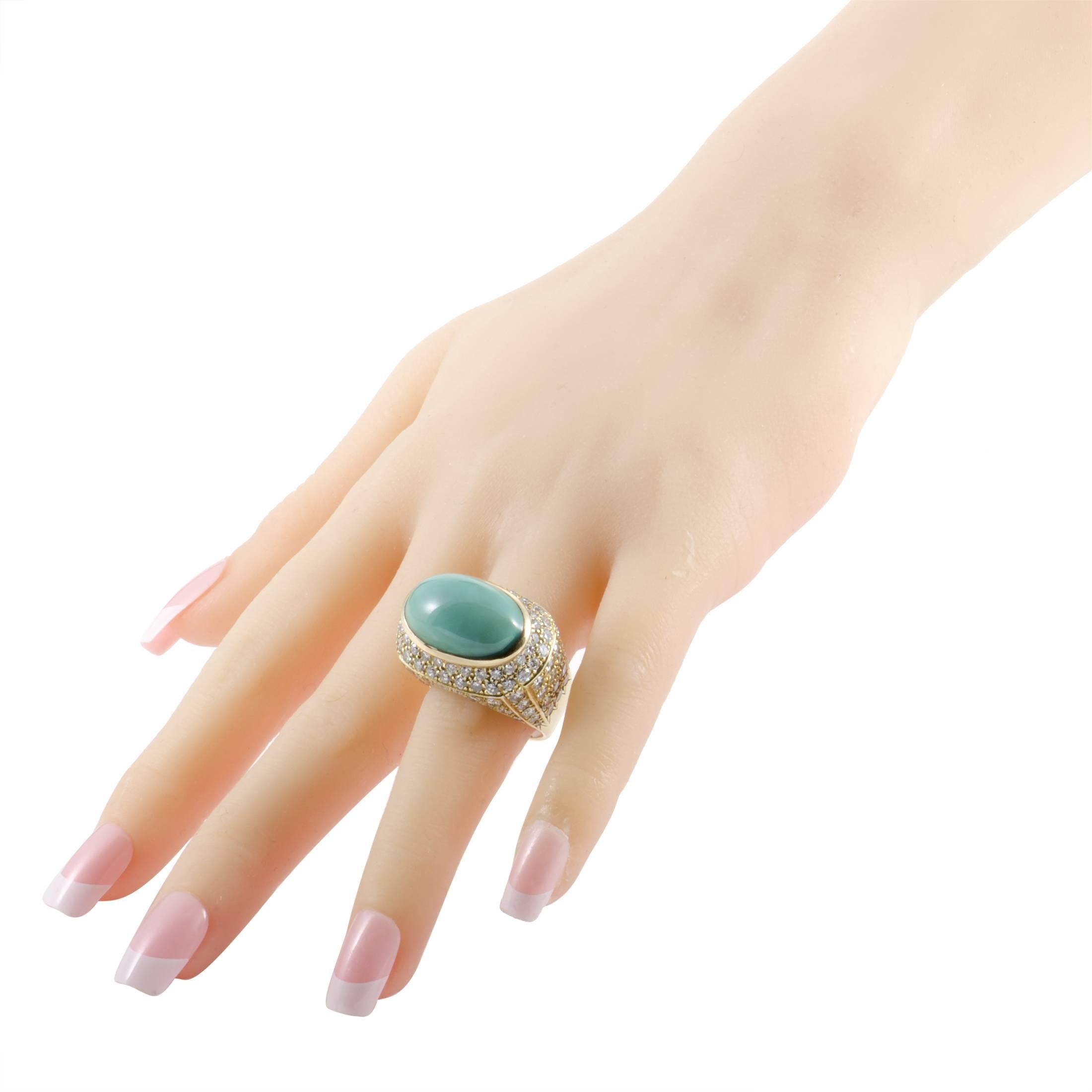 Women's  Turquoise Cabochon Diamond Pave  Yellow Gold Cocktail Ring