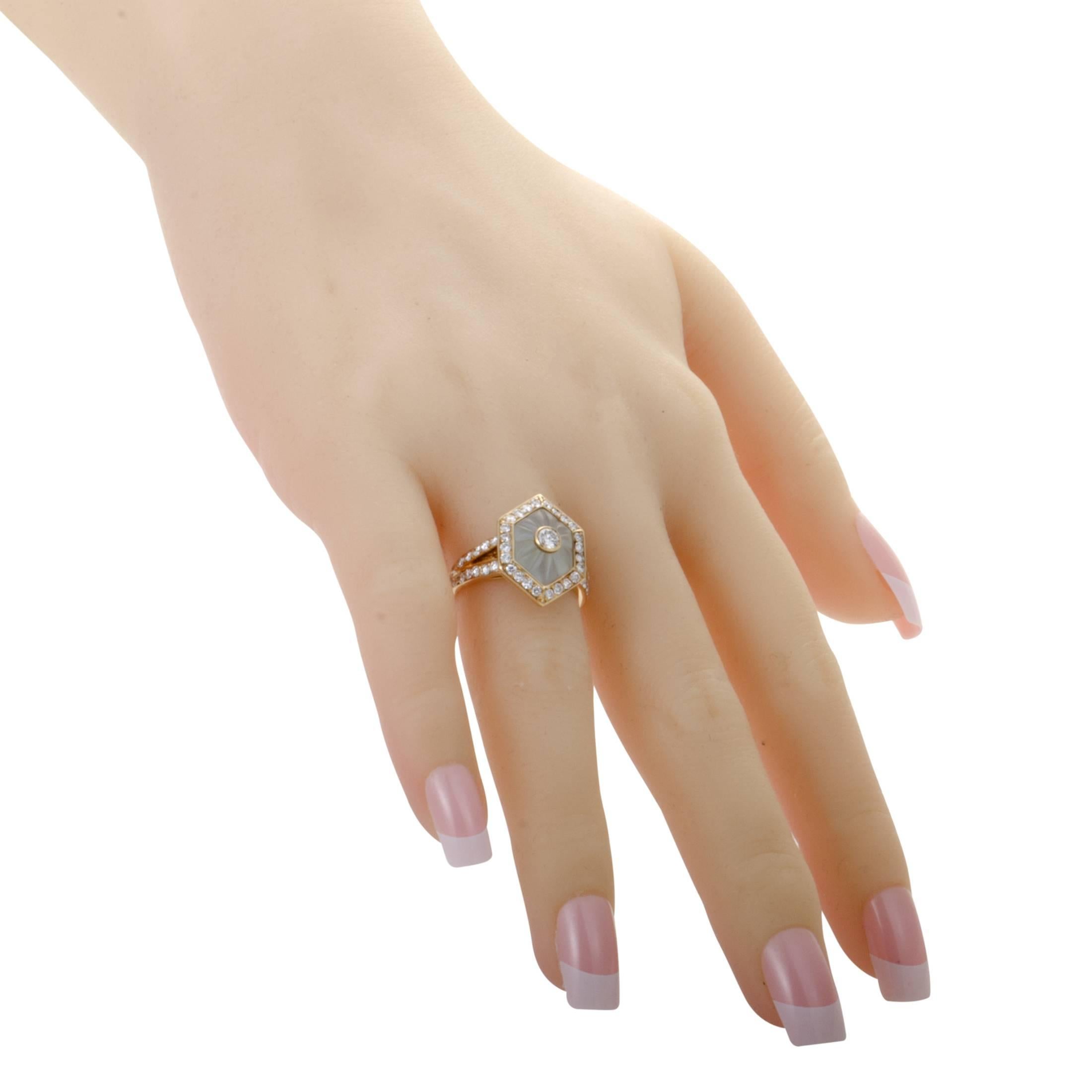 Women's Boucheron Blue Crystal Diamond Yellow Gold Ring