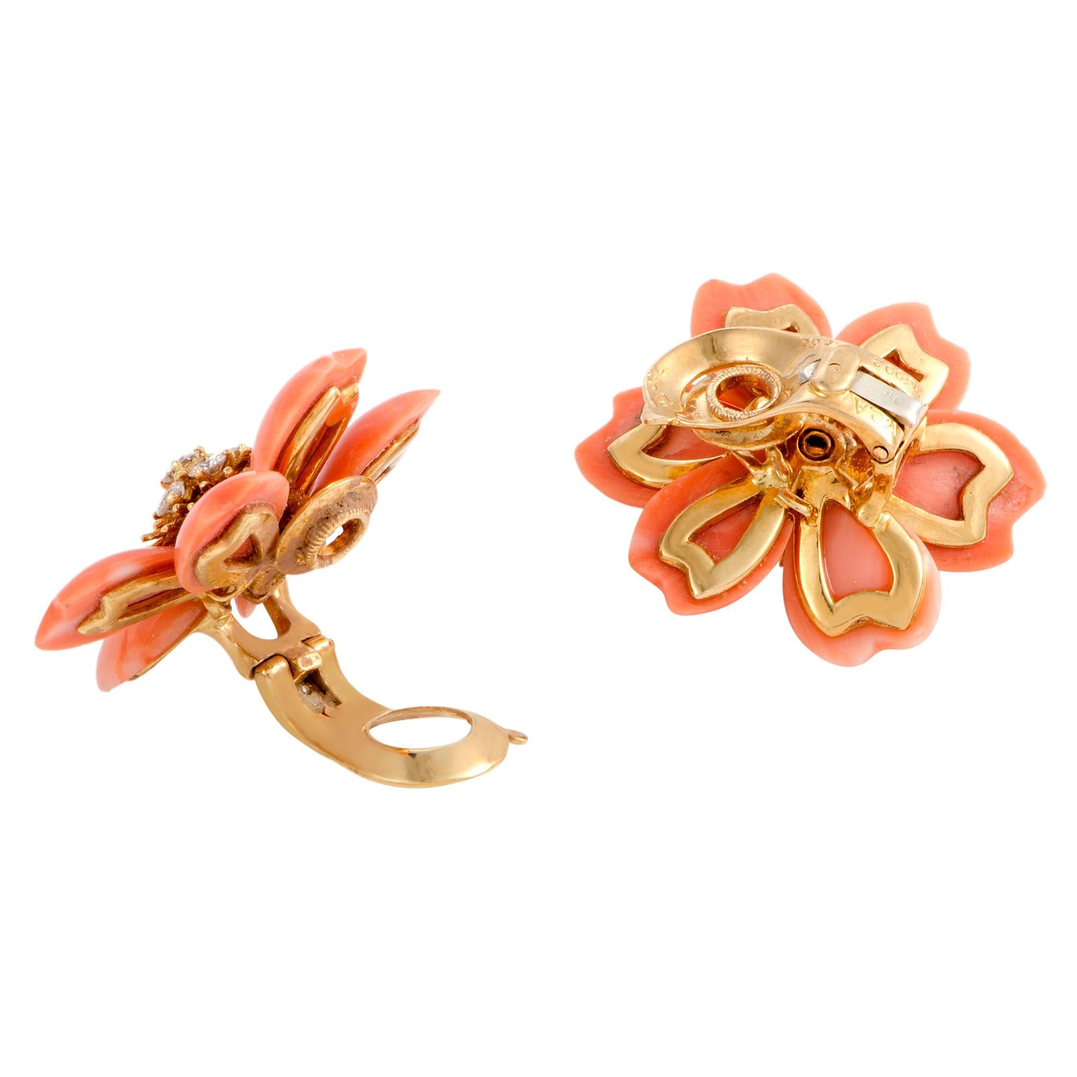 Van Cleef & Arpels Rose De Noël Coral Diamond Gold Earring Brooch Set 2