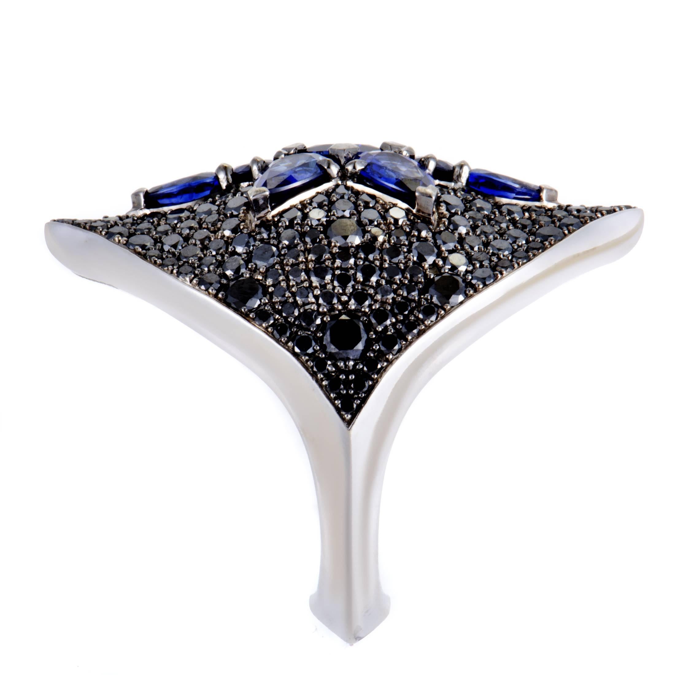Stephen Webster La Belle Époque Black Diamond and Sapphire White Gold Ring In New Condition In Southampton, PA