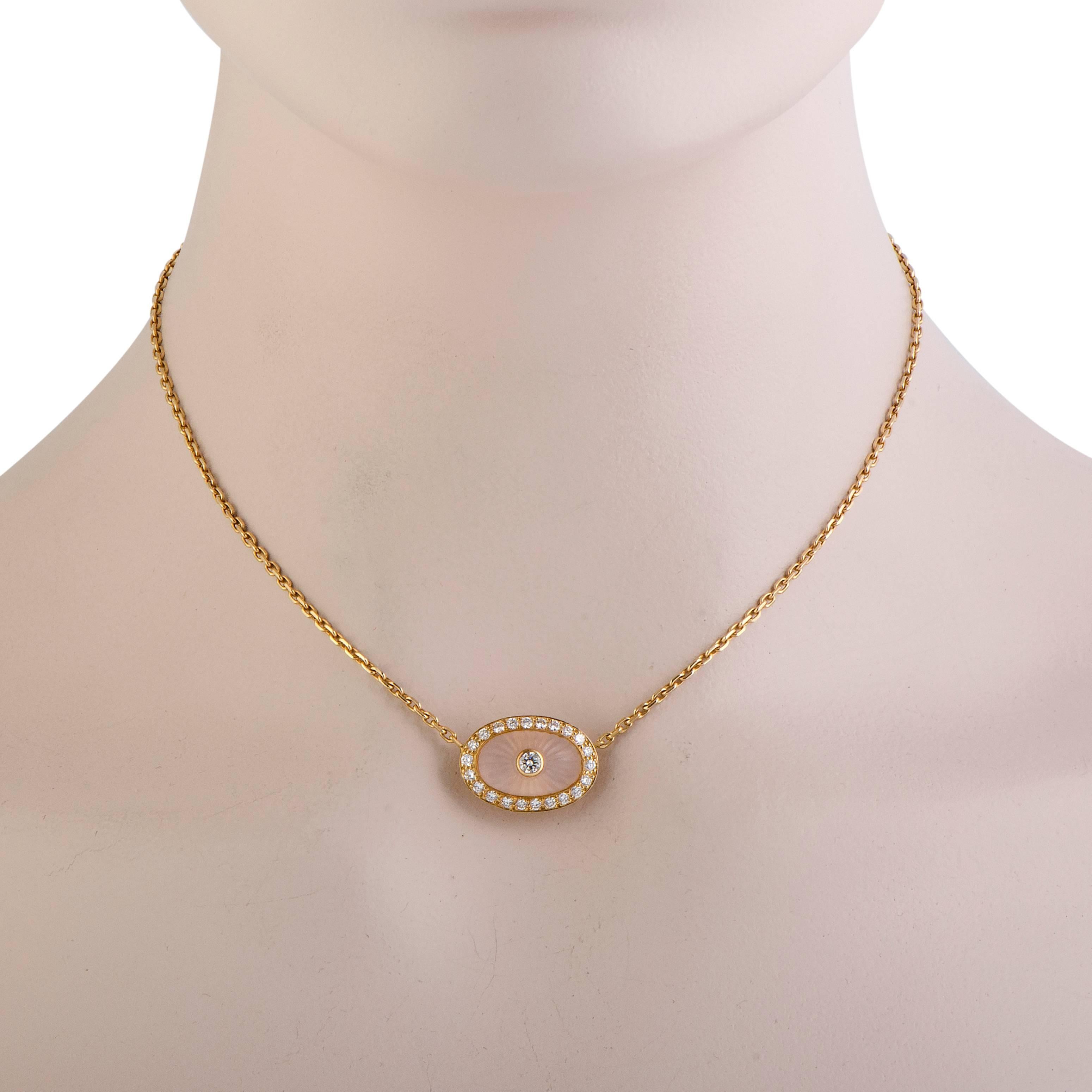 Magnificently graceful and elegant, this charming Boucheron design features an exceptionally alluring, feminine appeal. The necklace is made of 18K yellow gold and the pendant boasts a sublime pink crystal and 0.55 carats of diamonds.
Pendant