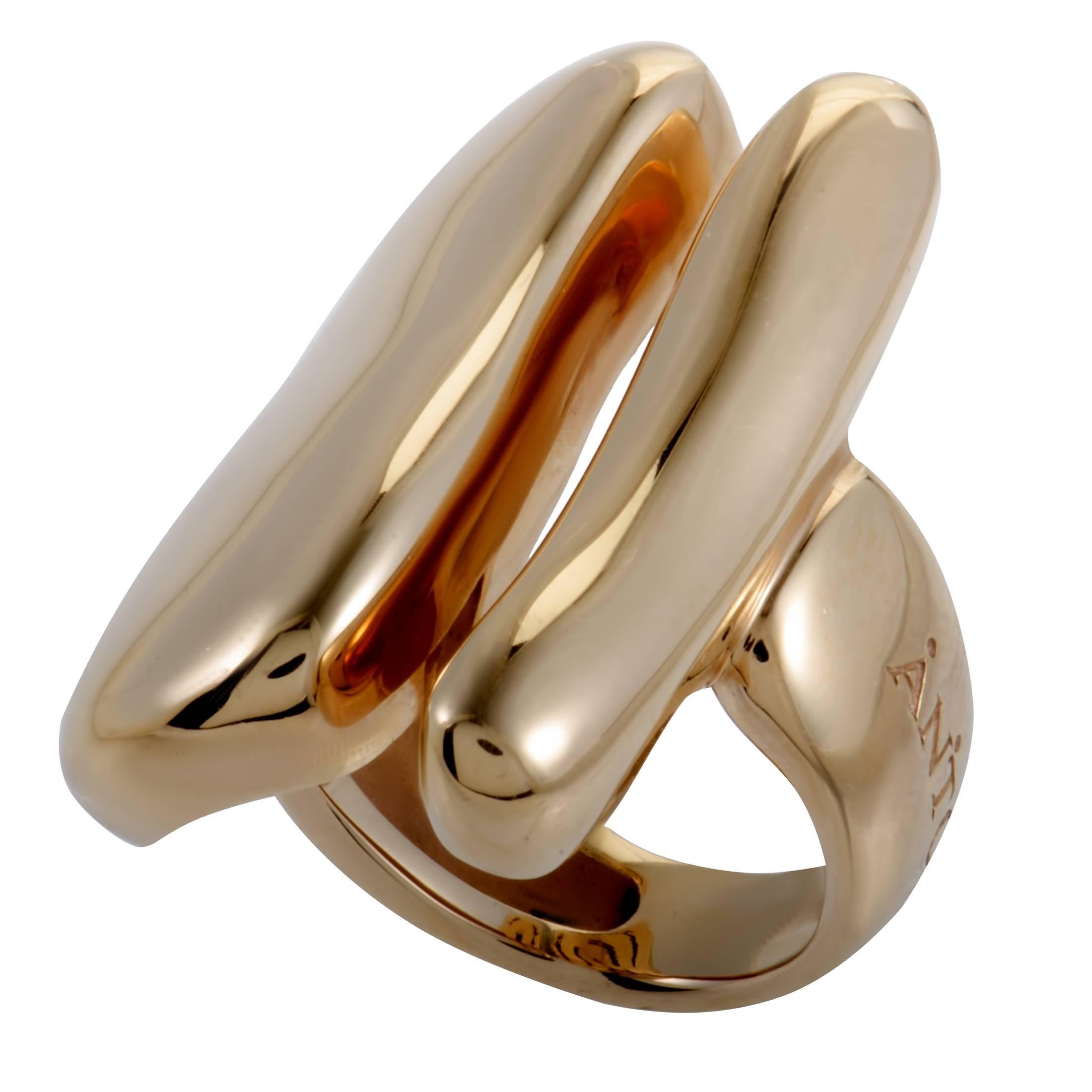 The gorgeous shape of this ring adds to its exclusivity, while the alluring sheen of 18K rose gold makes it a standout piece. The ring is presented by Antonini and weighs 18.9 grams.
Ring Size: 4.75
Ring Top Dimensions: 28mm x 17mm
Band Thickness:
