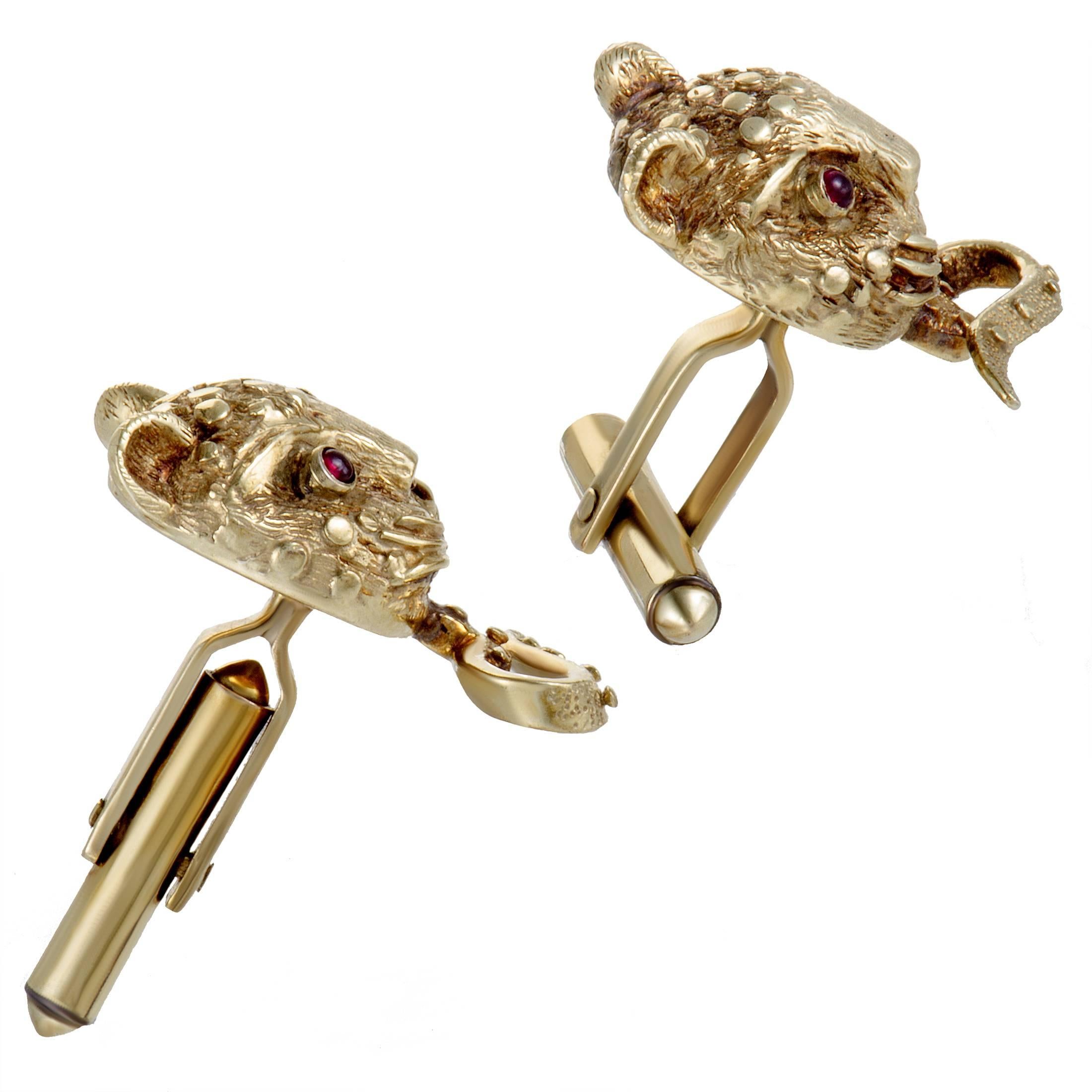 Ruby Yellow Gold Cat Cufflinks In Excellent Condition In Southampton, PA