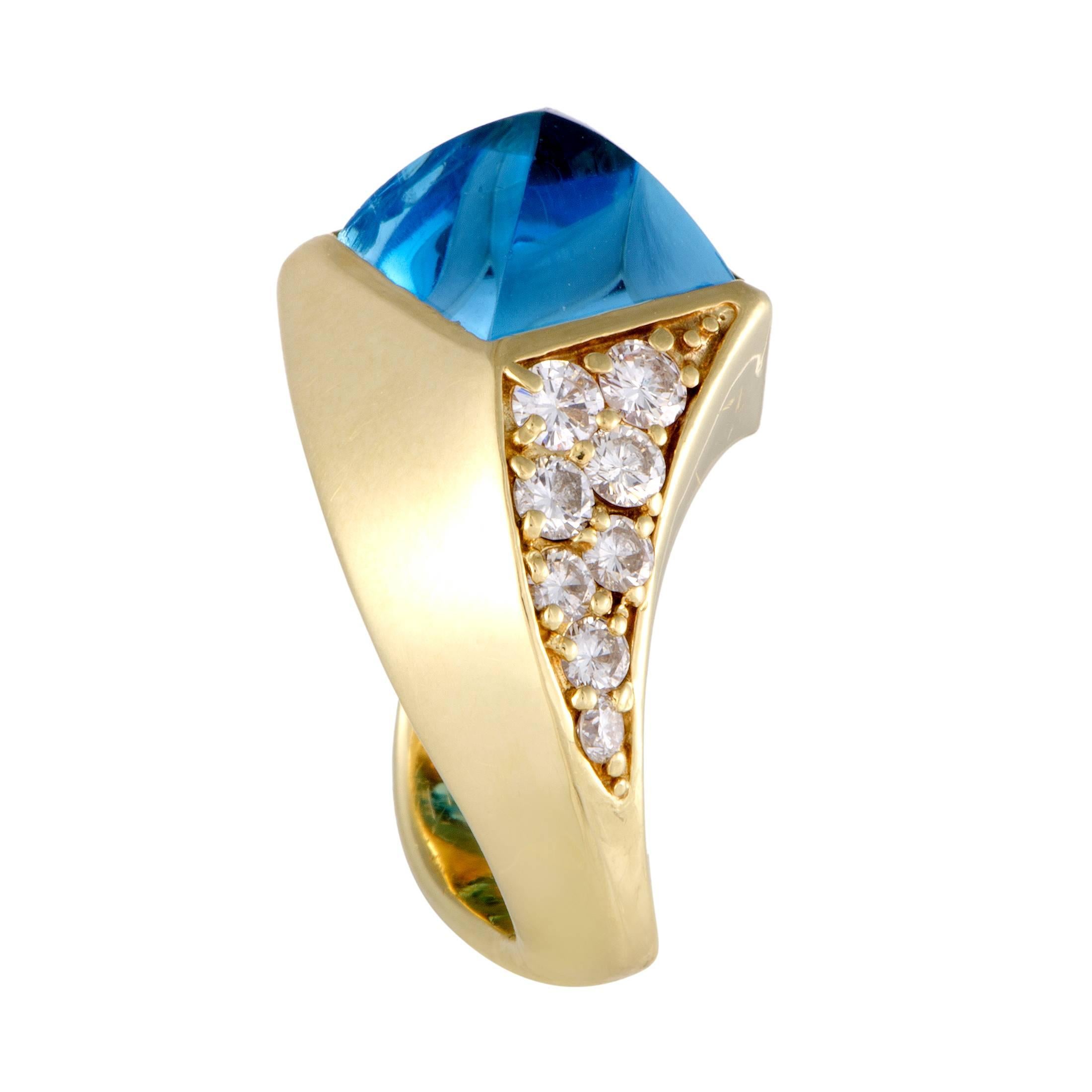 Diamond and Topaz Yellow Gold Pyramid Ring In Excellent Condition In Southampton, PA