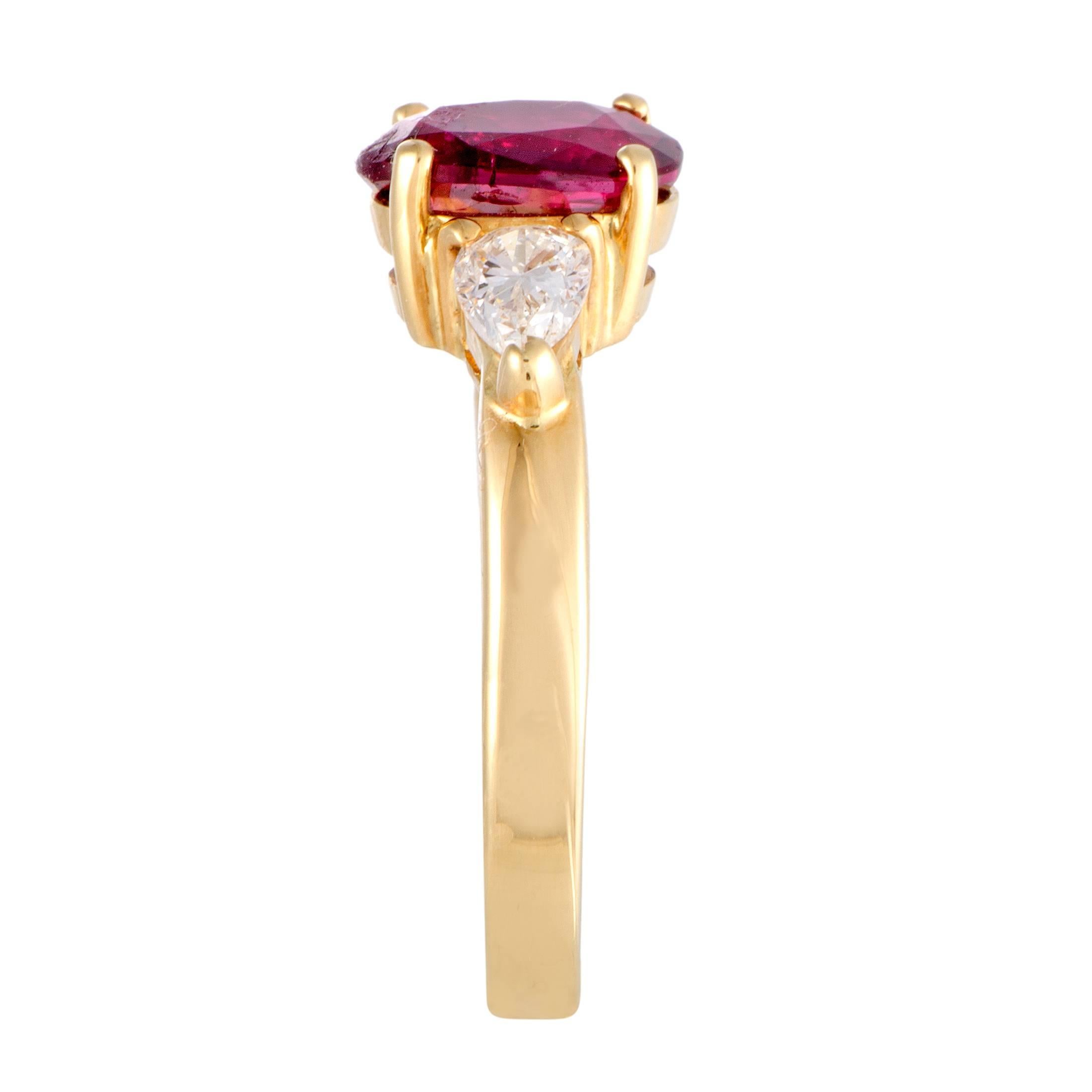 Diamond and Ruby Solitaire Yellow Gold Ring In Excellent Condition In Southampton, PA