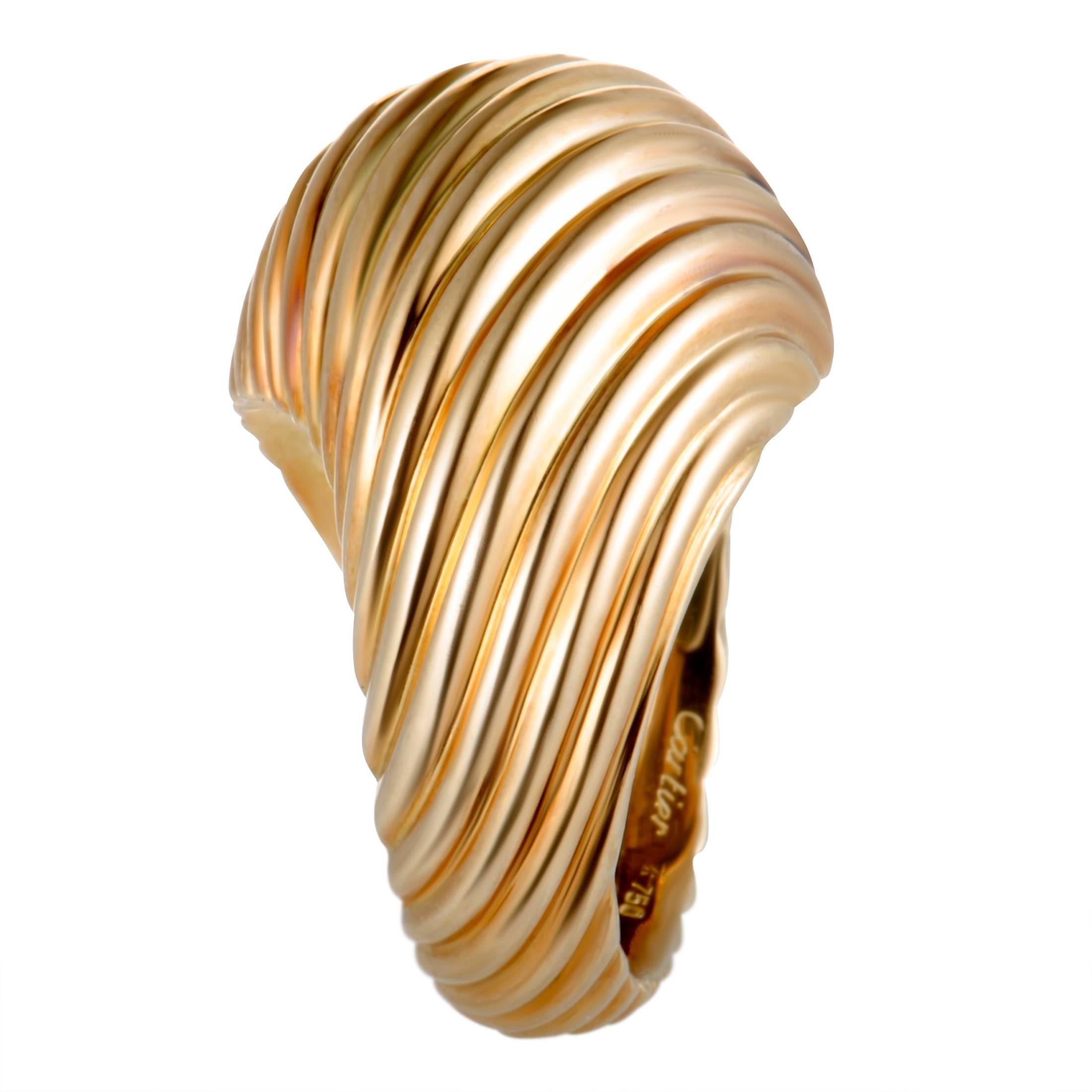 Cartier Ribbed Yellow Gold Bombe Ring In Excellent Condition In Southampton, PA