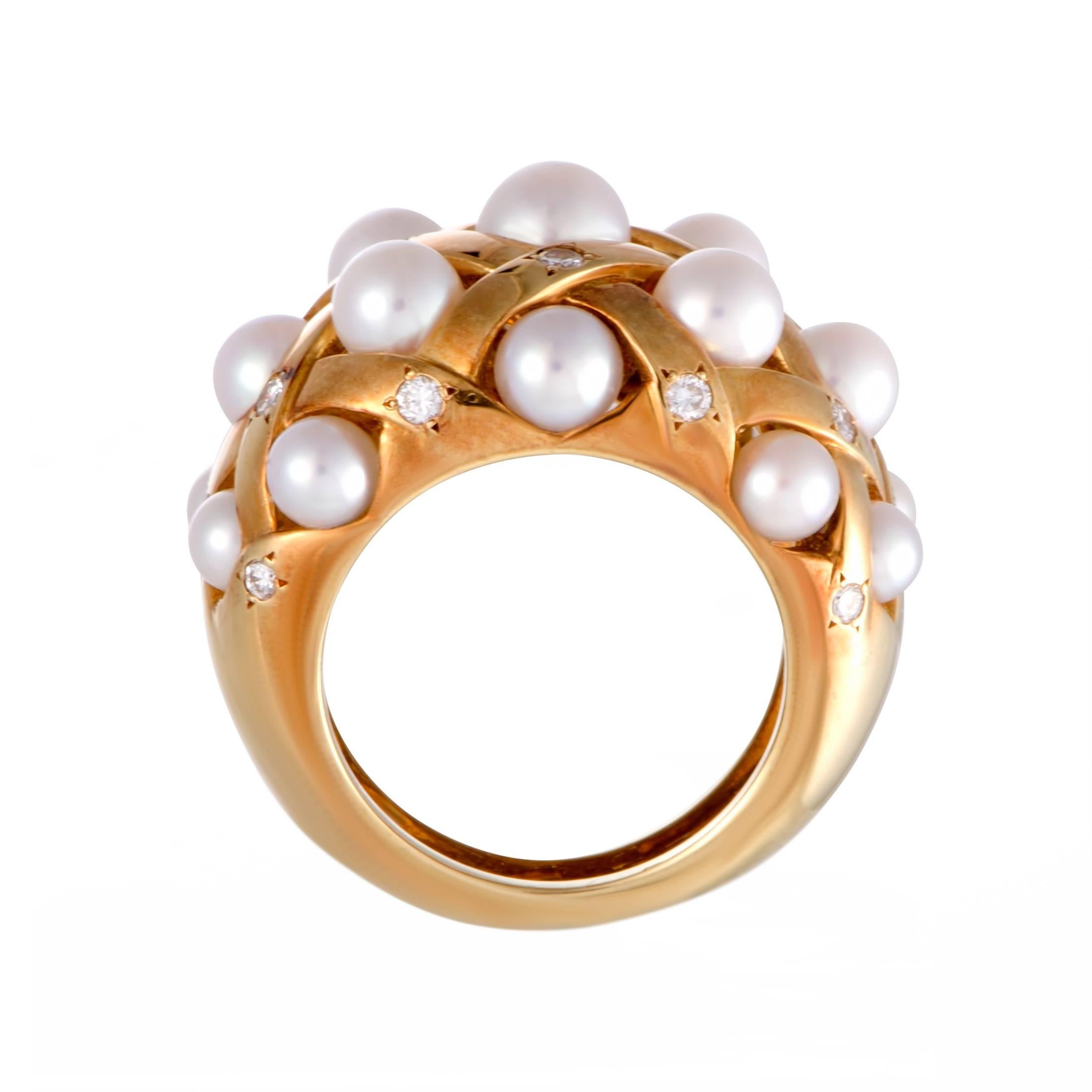 Proving yet again that they’re masters of the craft when it comes to designing gorgeous feminine pieces, Chanel presented this compelling ring made of 18K yellow gold. The ring is alluringly decorated with scintillating diamonds and splendid white