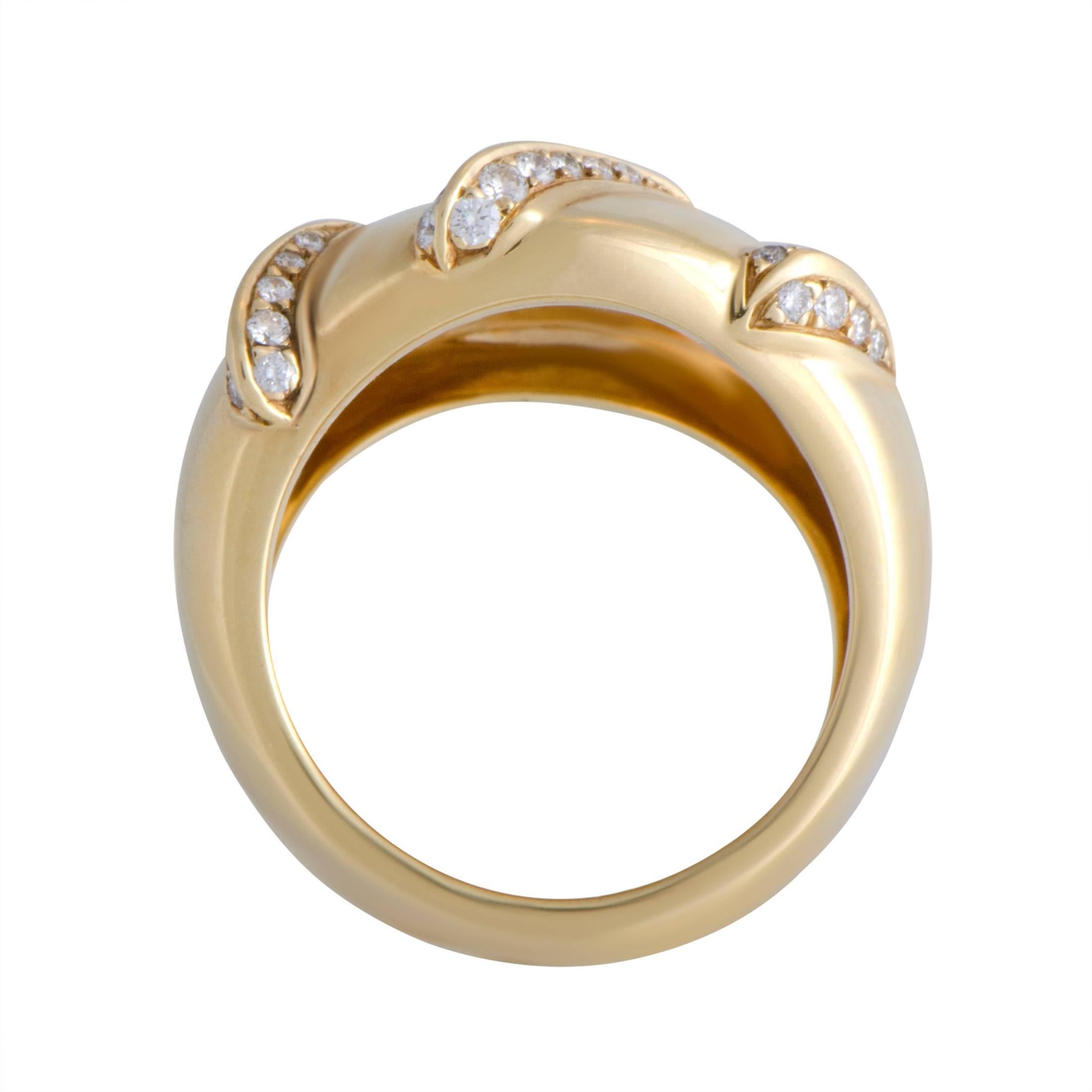 Boasting a gloriously offbeat and exceptionally intriguing spirit in the brand’s renowned fashion of impeccable execution and utmost refinement, this majestic ring from Cartier is made of 18K yellow gold with glistening diamonds weighing in total