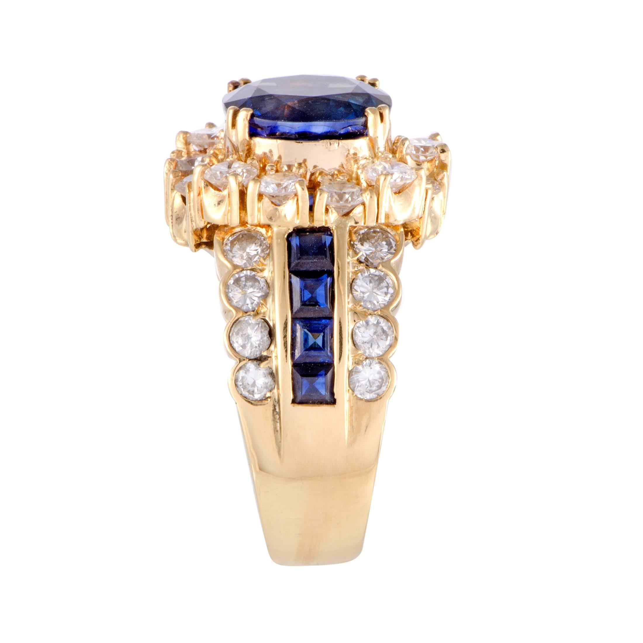 Round Cut Diamond and Sapphire Gold Flower Ring