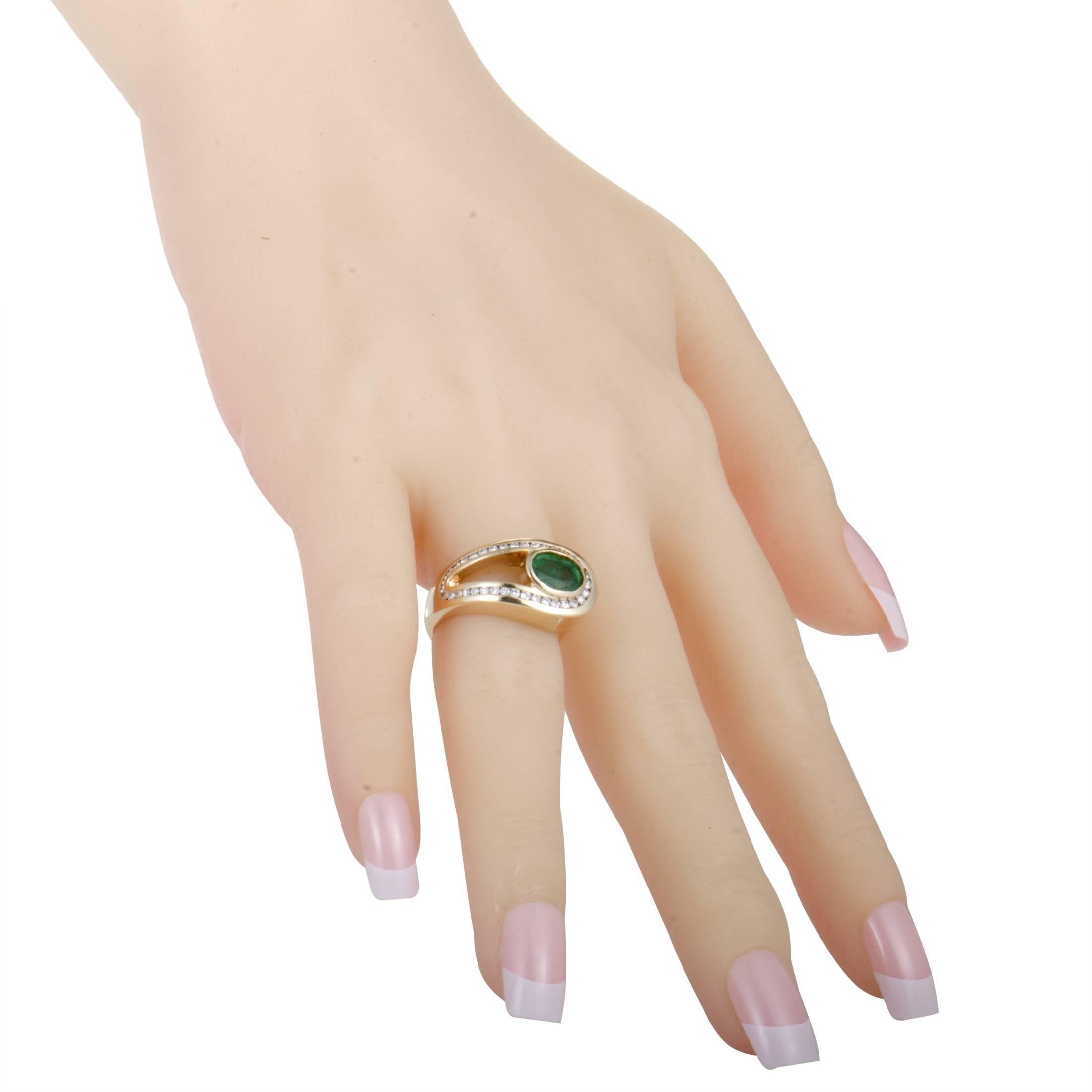 Charles Krypell Diamond and Emerald Gold Loop Ring In Excellent Condition In Southampton, PA