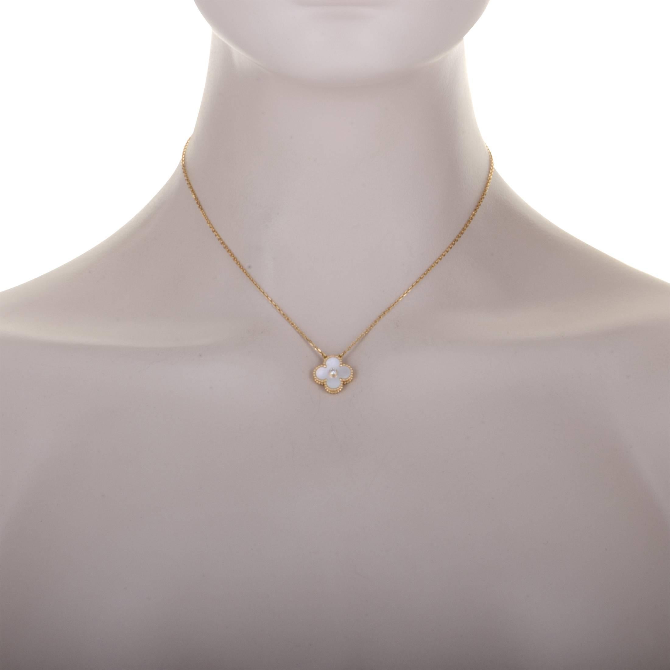 Van Cleef & Arpels Estate Vintage Alhambra 18K Rose Gold 1 Diamond, Mother of Pearl Pendant Necklace

Chain Length 16