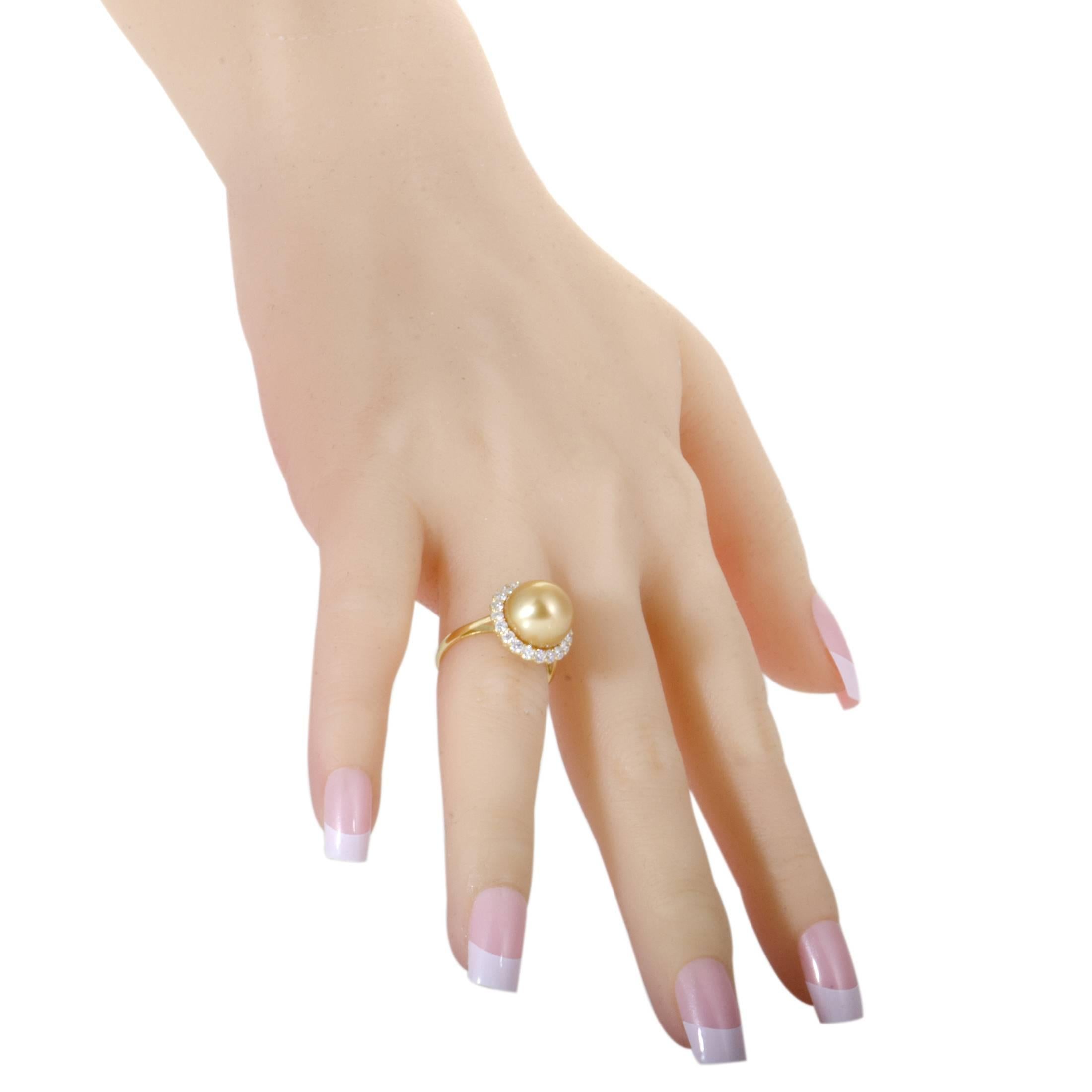 Women's Diamonds and Golden Pearl Yellow Gold Ring