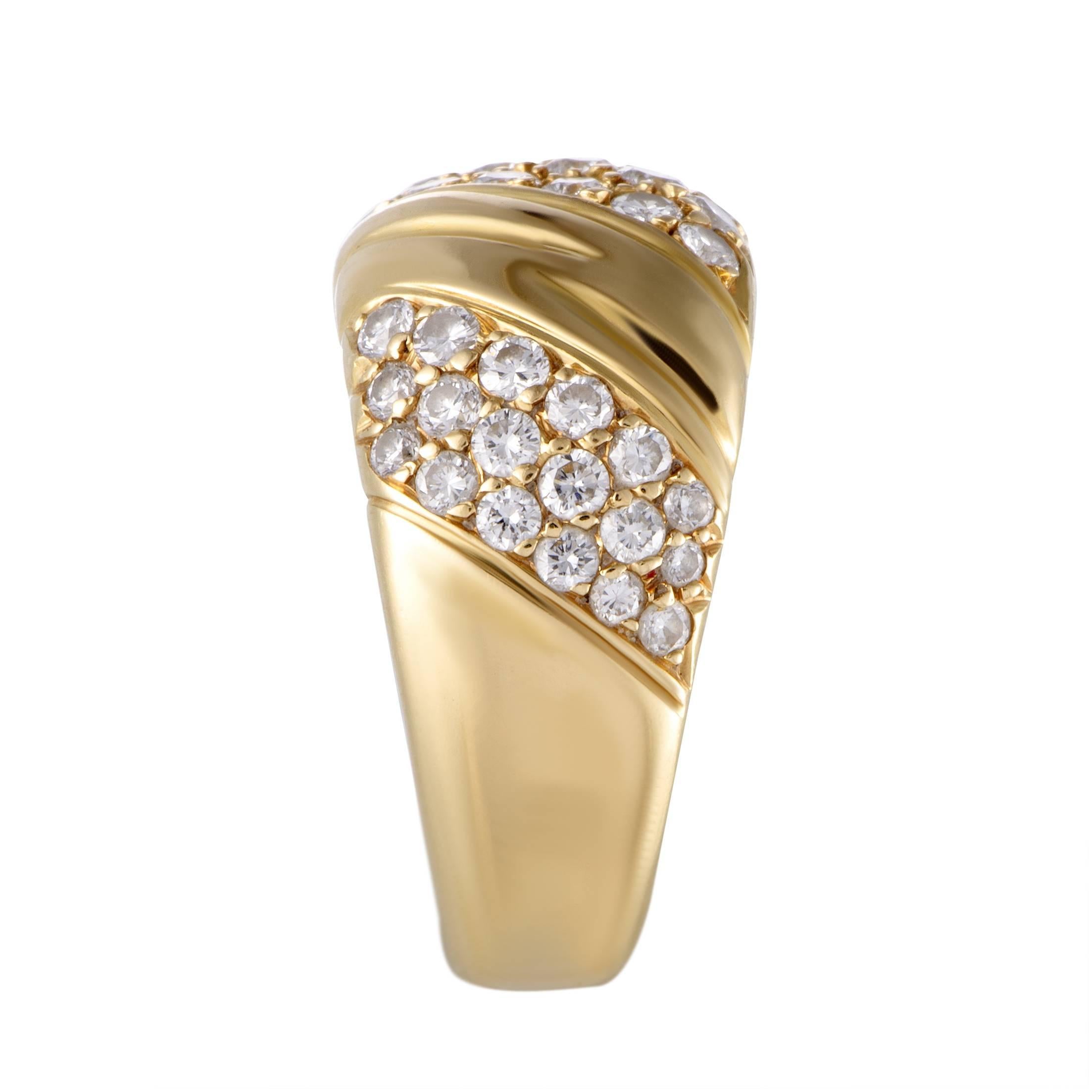 Van Cleef & Arpels Yellow Gold Three-Row Diagonal Diamond Pave Band Ring In Excellent Condition In Southampton, PA