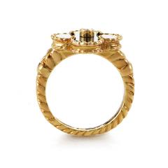 Van Cleef & Arpels Alhambra Diamond and Onyx Gold Ring