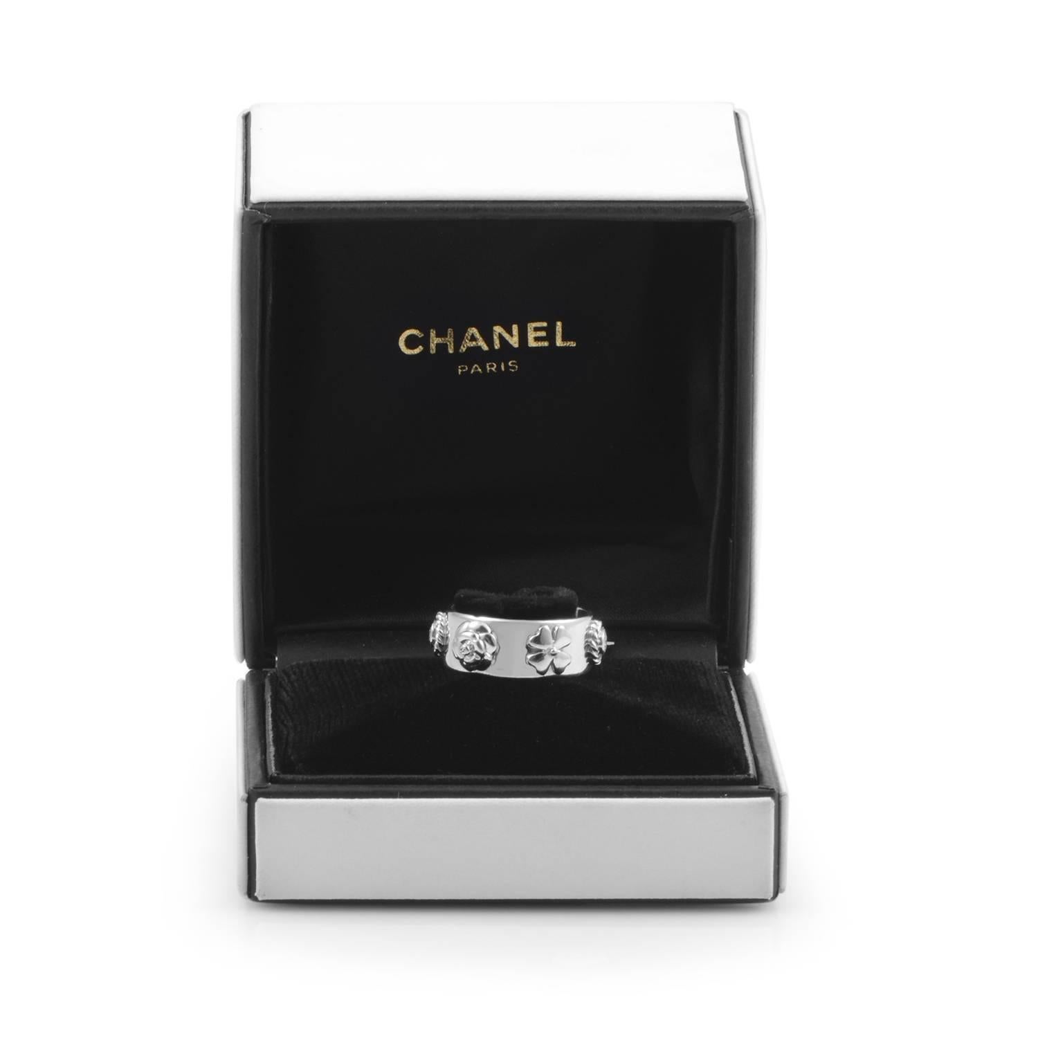 Women's Chanel Camelia Diamond Gold Band Ring