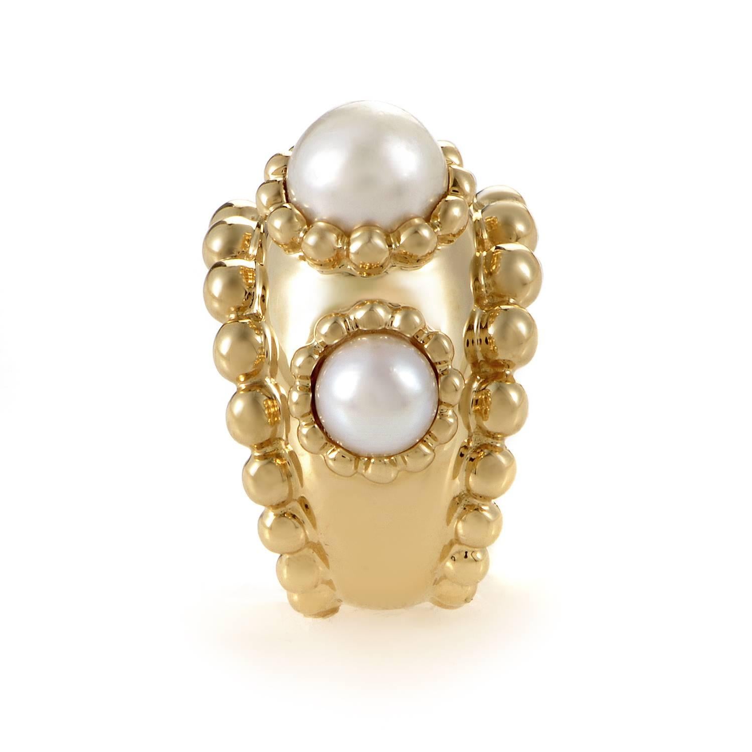 Chanel Yellow Gold Pearl Band Ring In Excellent Condition In Southampton, PA