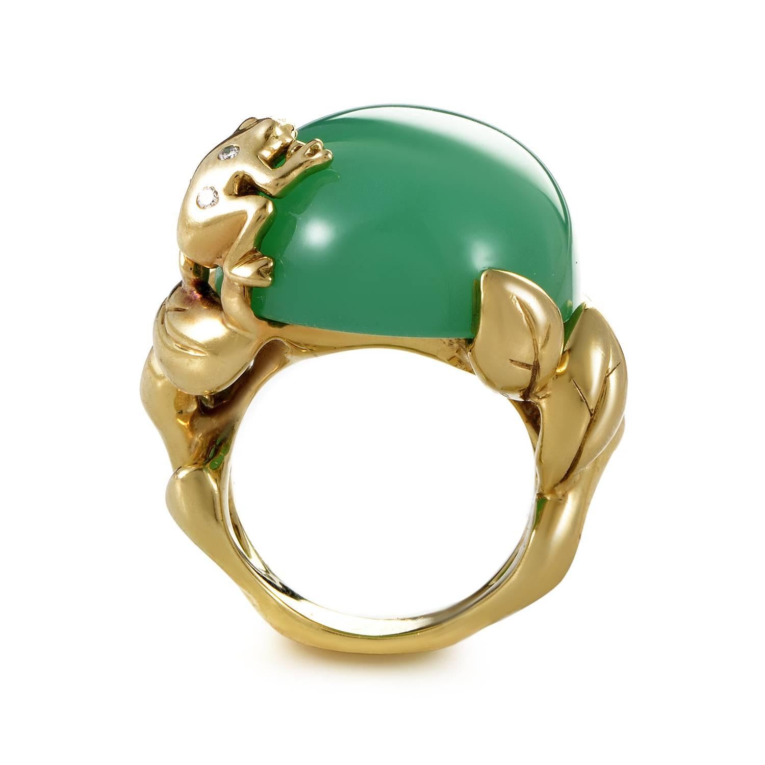 A vine of 18K yellow gold splits into two creeping twines to embrace a swell of chrysoprase. This hearty stone provides the perfect exotic cushion for the emerging diamond-set frog shaped from the vine's golden climb. An intriguing and attractive