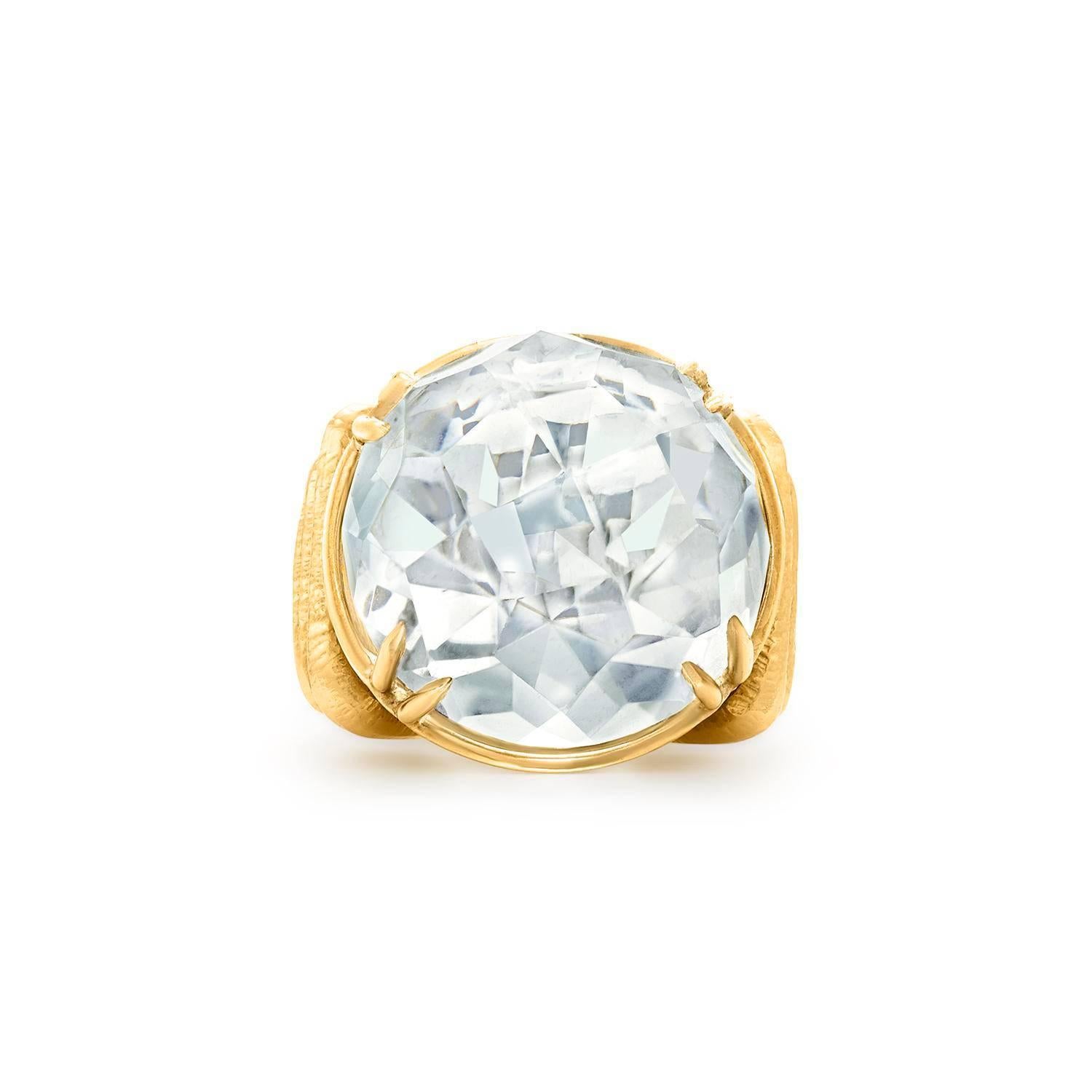Set with a faceted rock crystal within a hammered 18k gold ring, size 6

Signed David Webb

David Webb is the quintessential American jeweler and this ring is a great example of his work - bold, original and modern.

