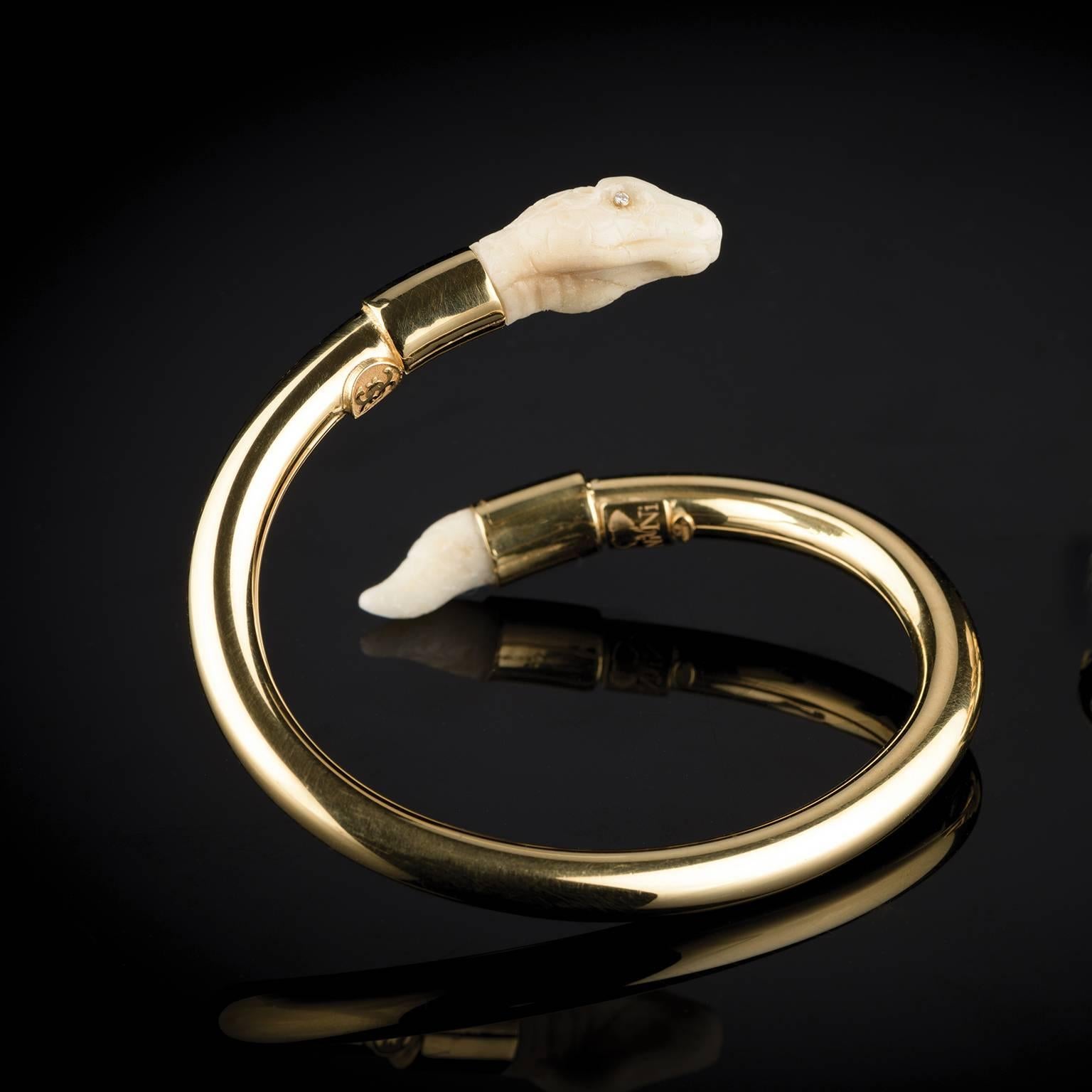 Contemporary Couleurs de Géraldine Yellow Gold Diamond Nuvory Tagua Snake Cuff Bracelet  For Sale