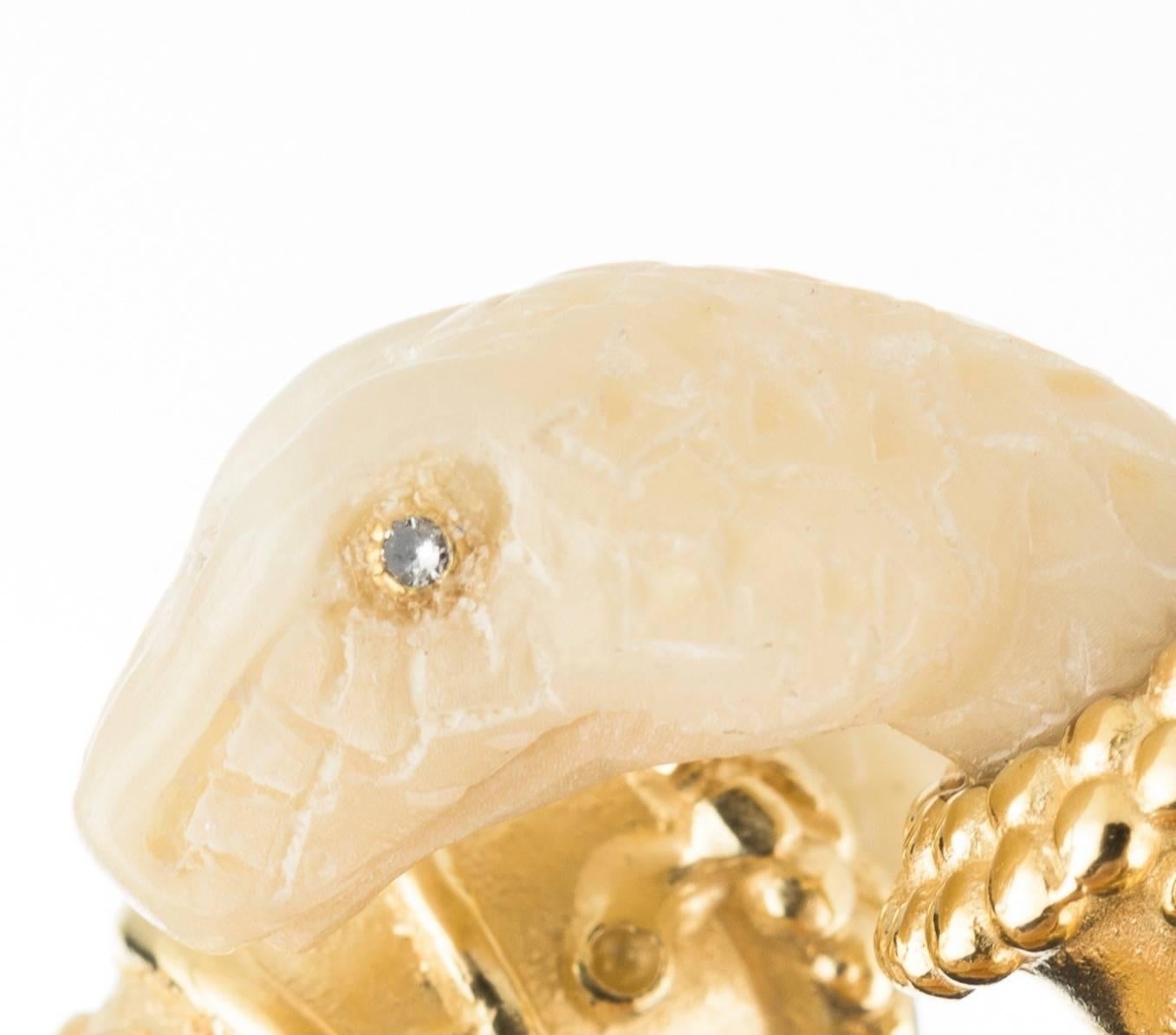 Couleurs de Géraldine Yellow Gold Diamond Nuvory Tagua Snake Cuff Bracelet  For Sale 2