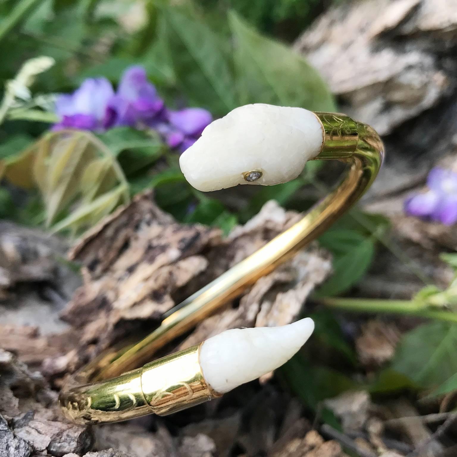 Couleurs de Géraldine Yellow Gold Diamond Nuvory Tagua Snake Cuff Bracelet  For Sale 3