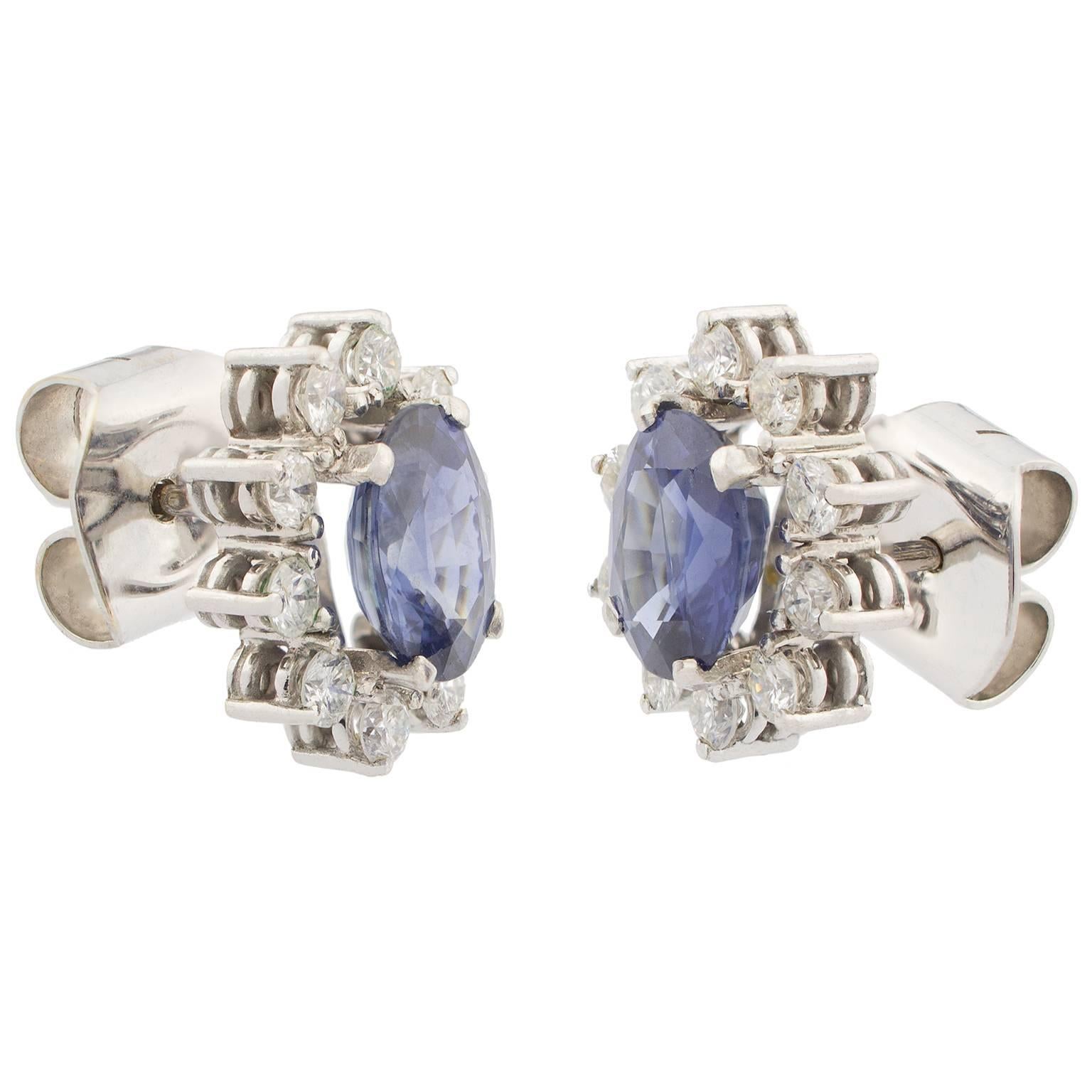 Sapphire Diamonds white gold Cluster Earrings In Excellent Condition In Madrid, ES