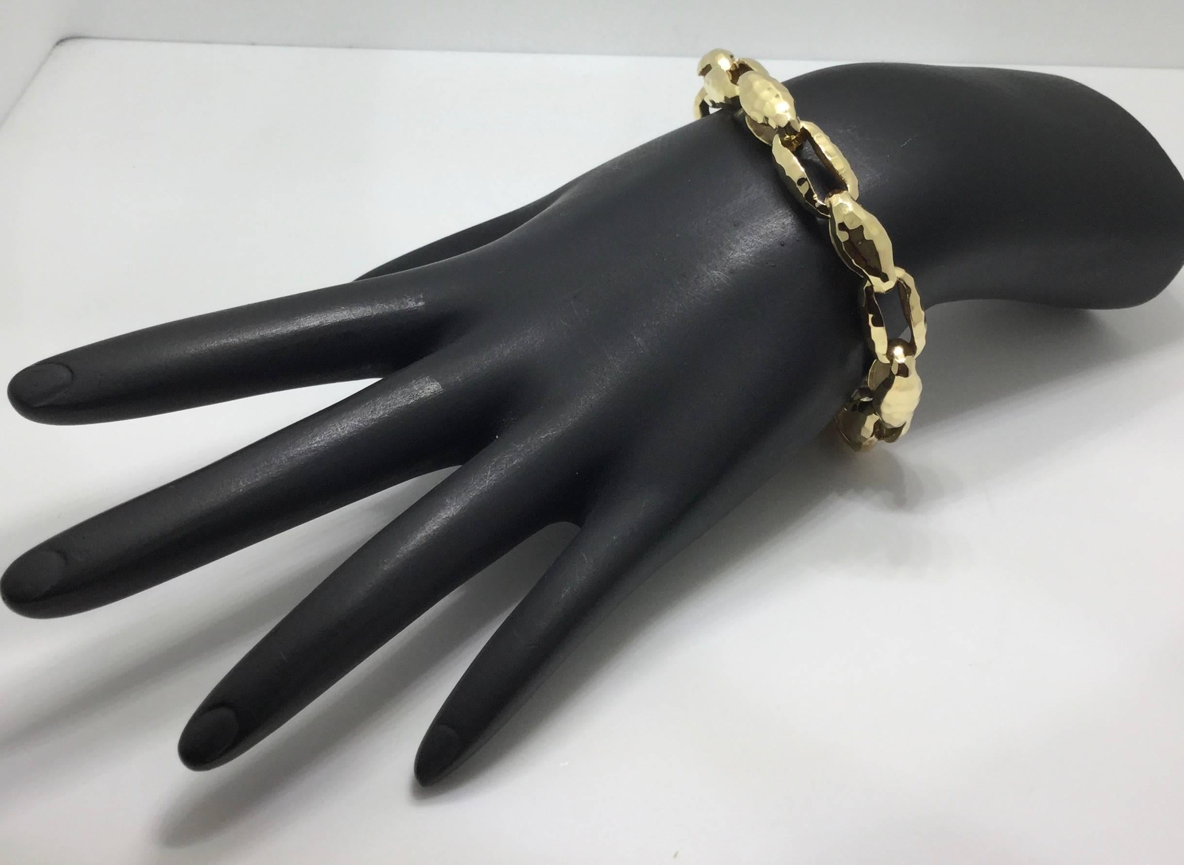 Gold Hammered Link Bracelet In New Condition For Sale In Spartanburg, SC