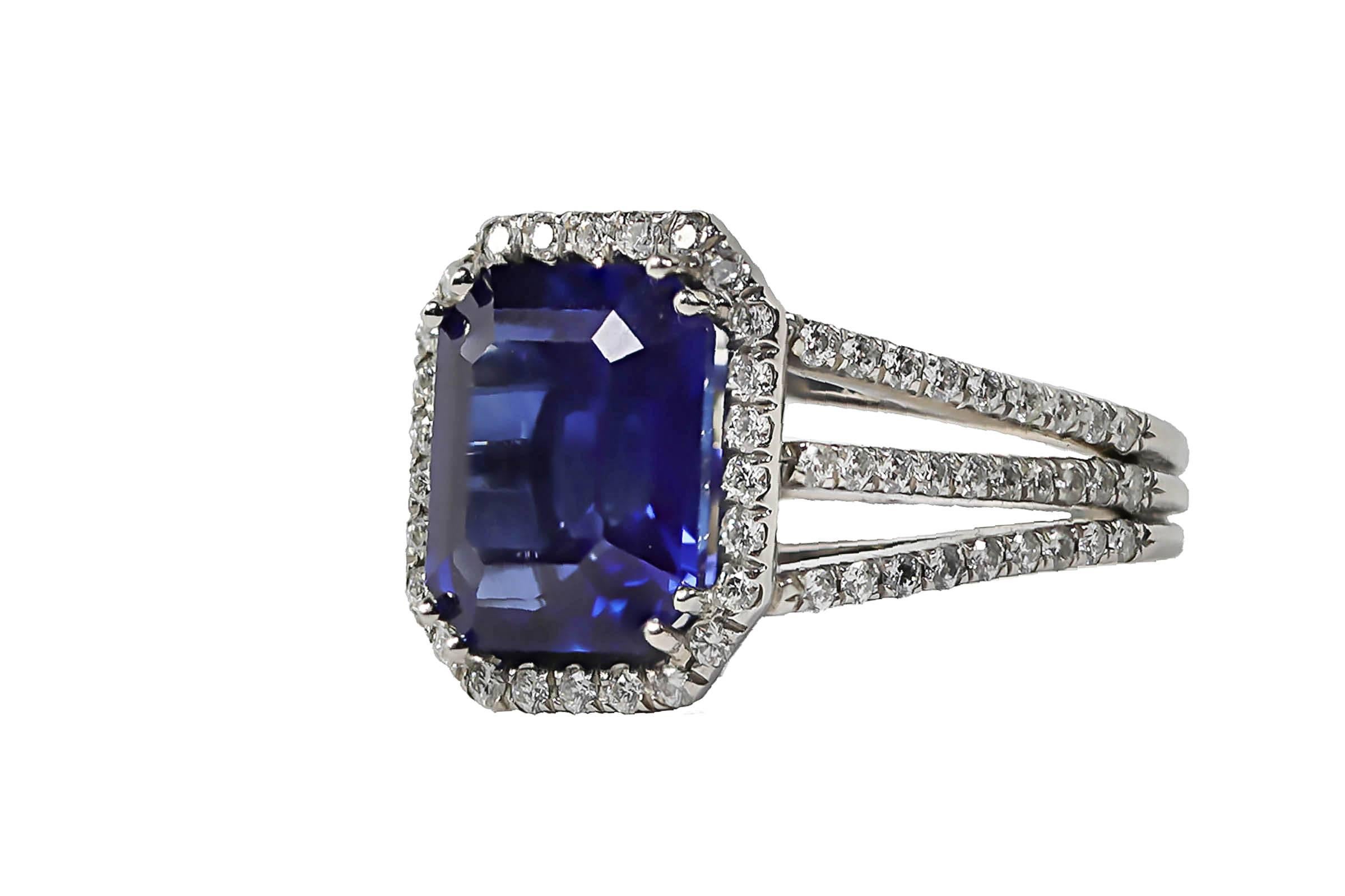 sapphire and diamond cocktail ring